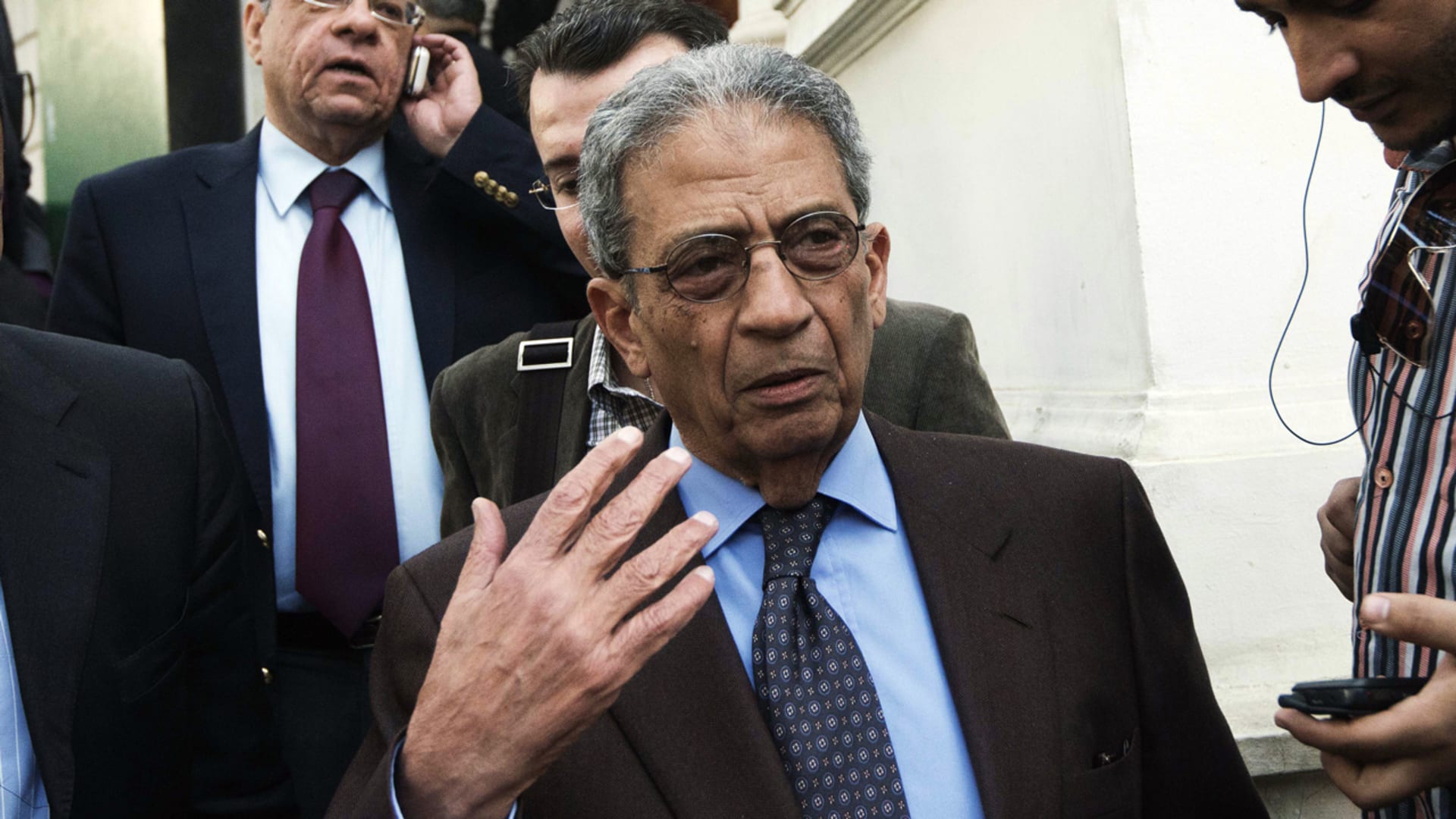 مصر.. عمرو موسى يشعل ضجة بدعوة عاجلة تفعيل المادة 205 بسبب صراع إسرائيل وإيران