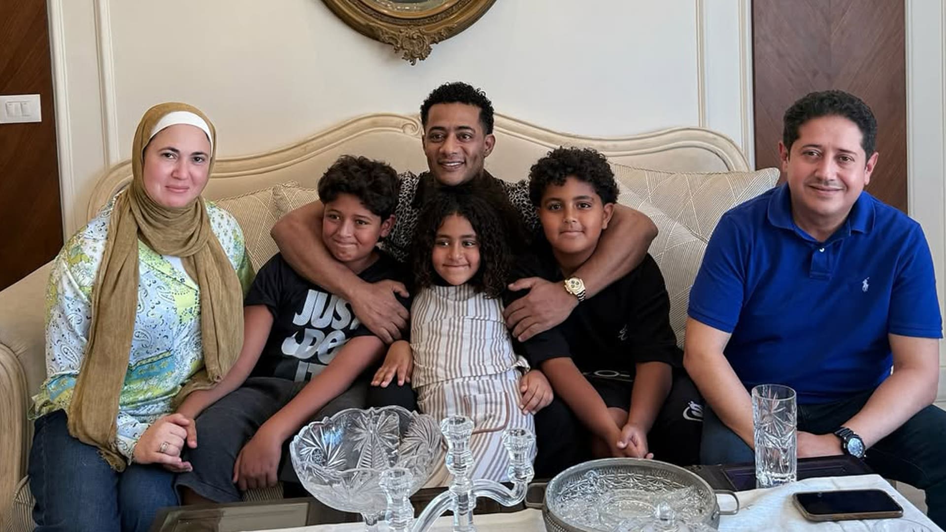 "كل اللي فات إشاعات".. محمد رمضان يعلن عن الصلح بين نجله وزميله