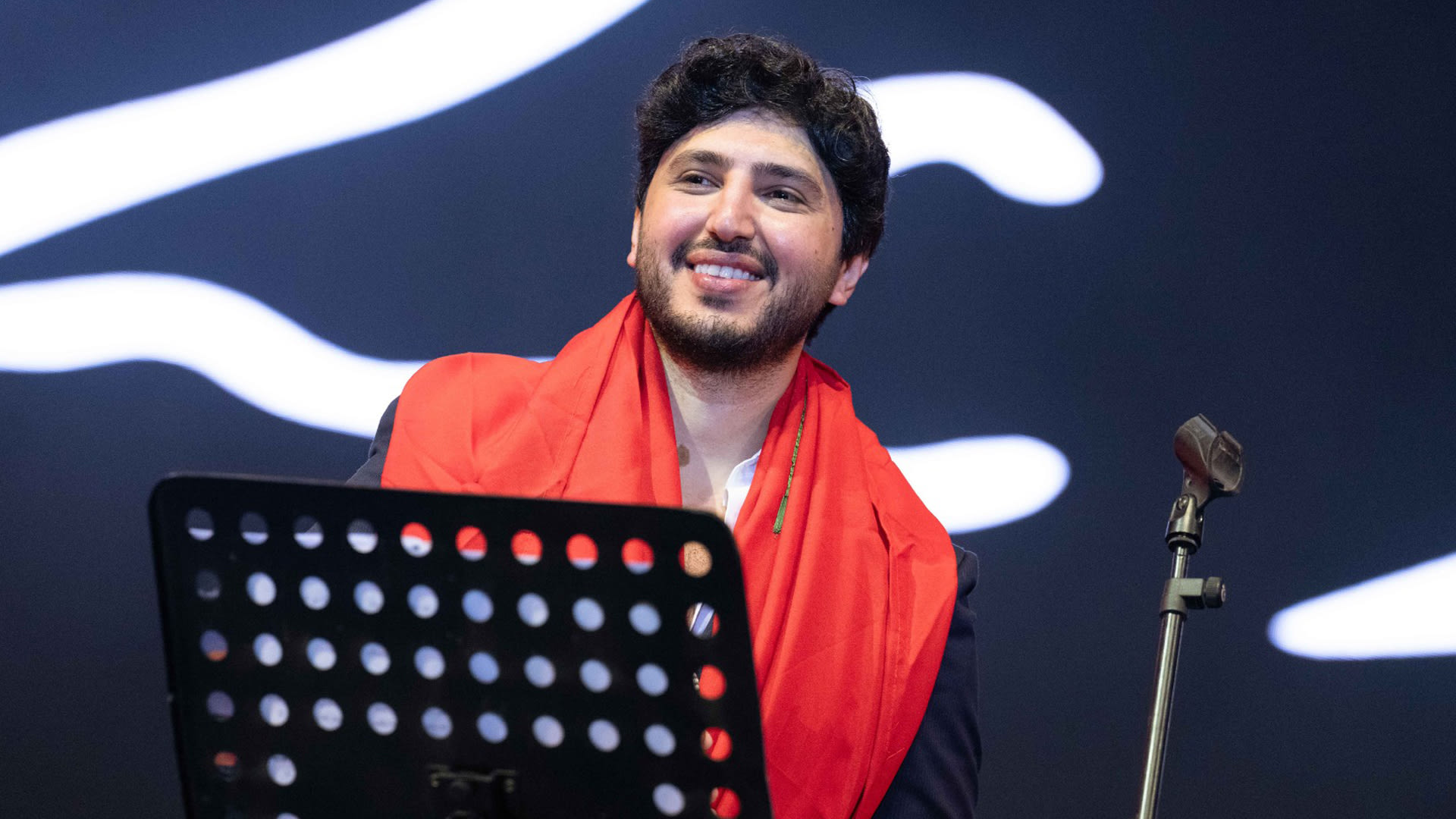 محمد فضل شاكر يشكر "أهل المغرب".. ويعبر عن دعمه لشيرين