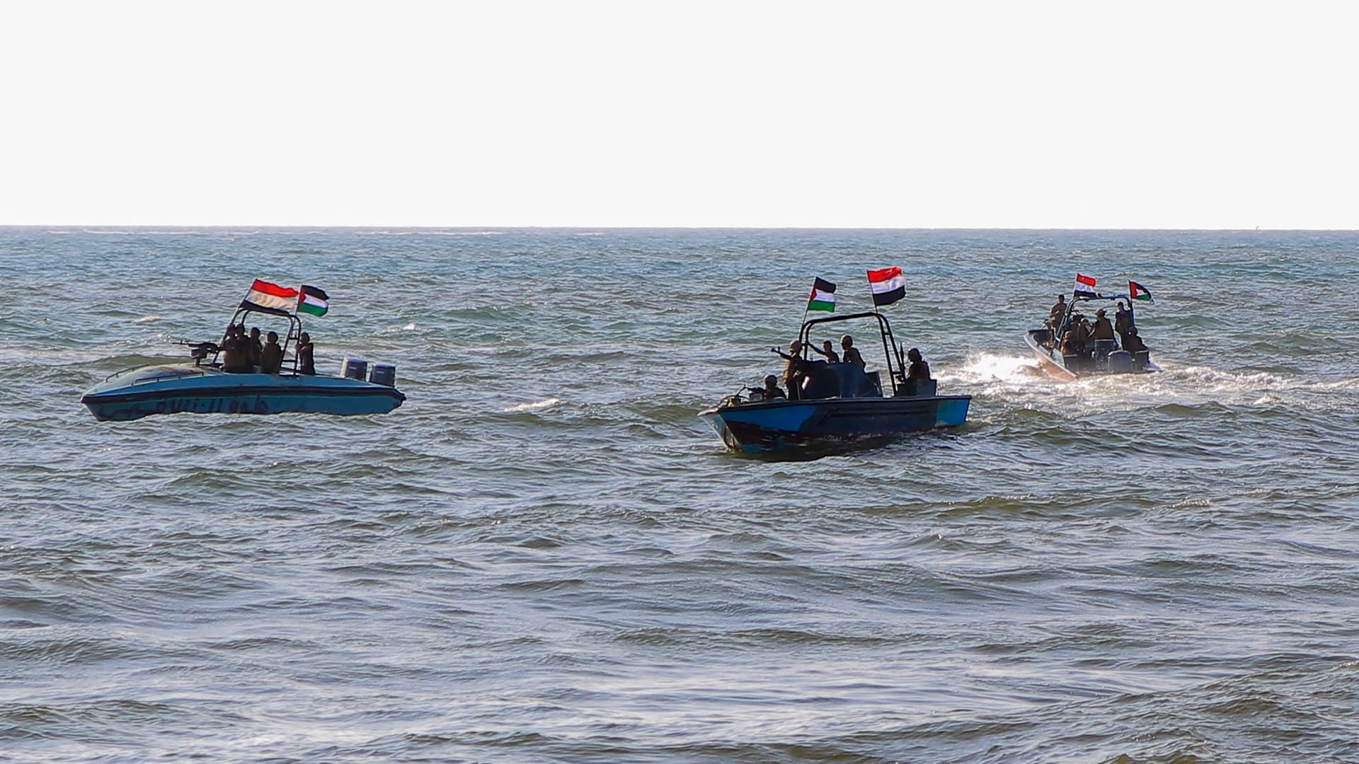 الحوثيون يُعلنون إغراق سفينة ثانية في البحر الأحمر ويكشفون مصير طاقمها