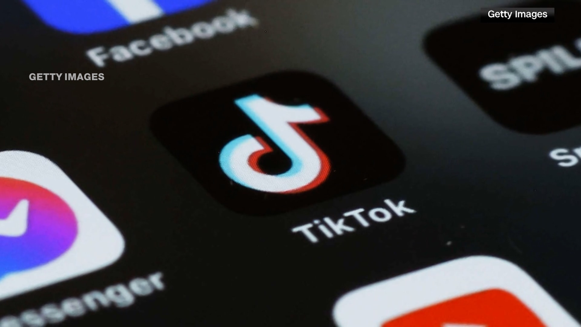ماذا سيحدث لخوارزمية "تيك توك" بأمريكا إذا تمت الصفقة مع الصين؟ مراسلة CNN توضح