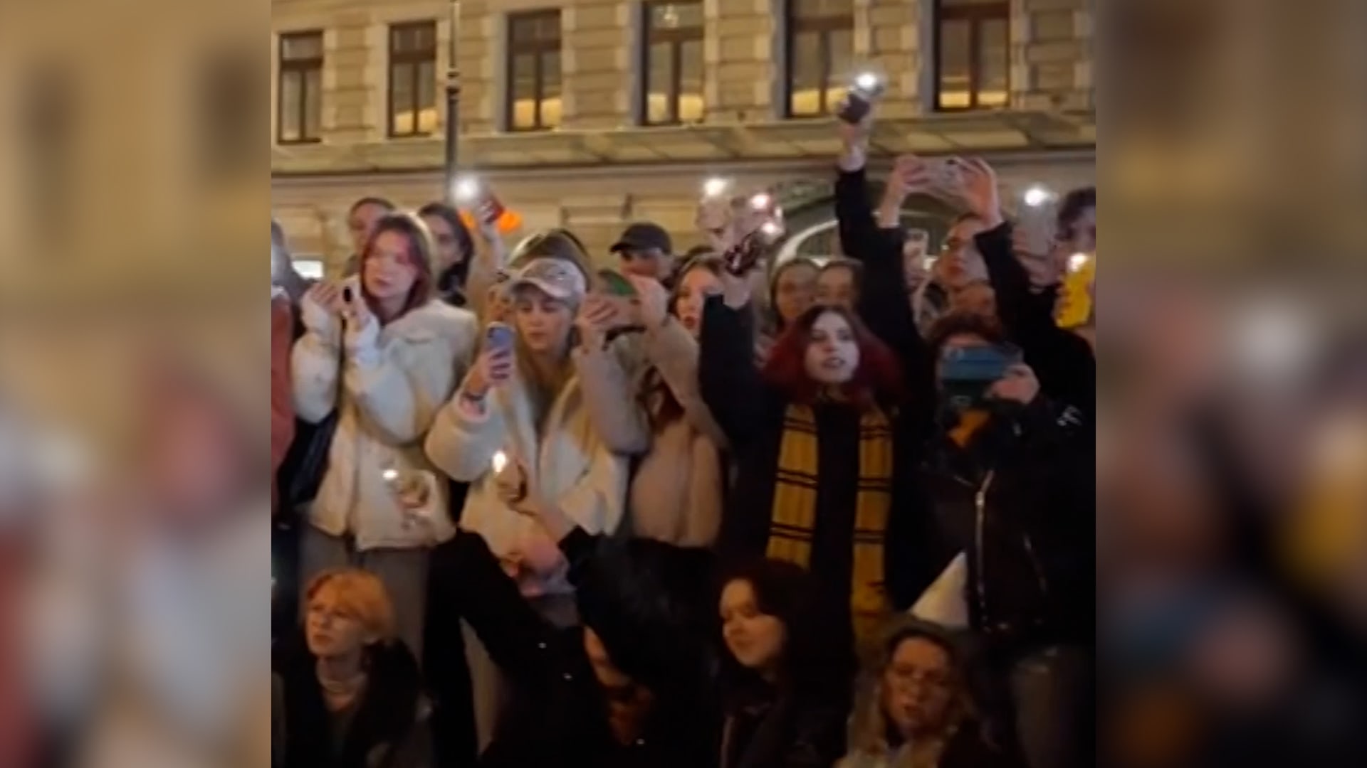 لمحت إلى سقوط مرتقب لبوتين اعتقال مغنية روسية مراهقة انتشر فيديو أدائها على نطاق واسع