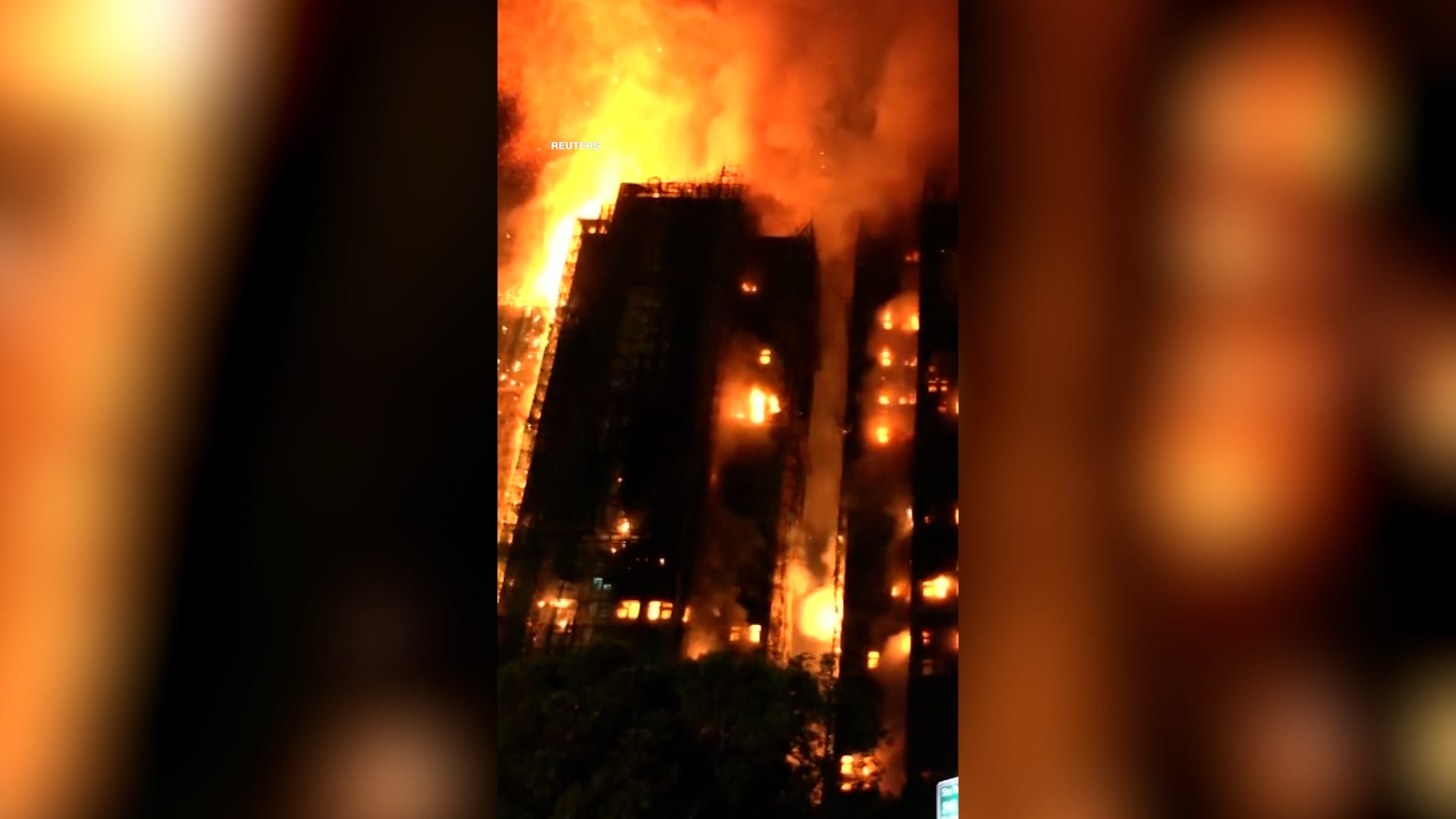 فيديو لحريق هائل يلتهم أبراجا سكنية شاهقة في هونغ كونغ شاهد ما حدث