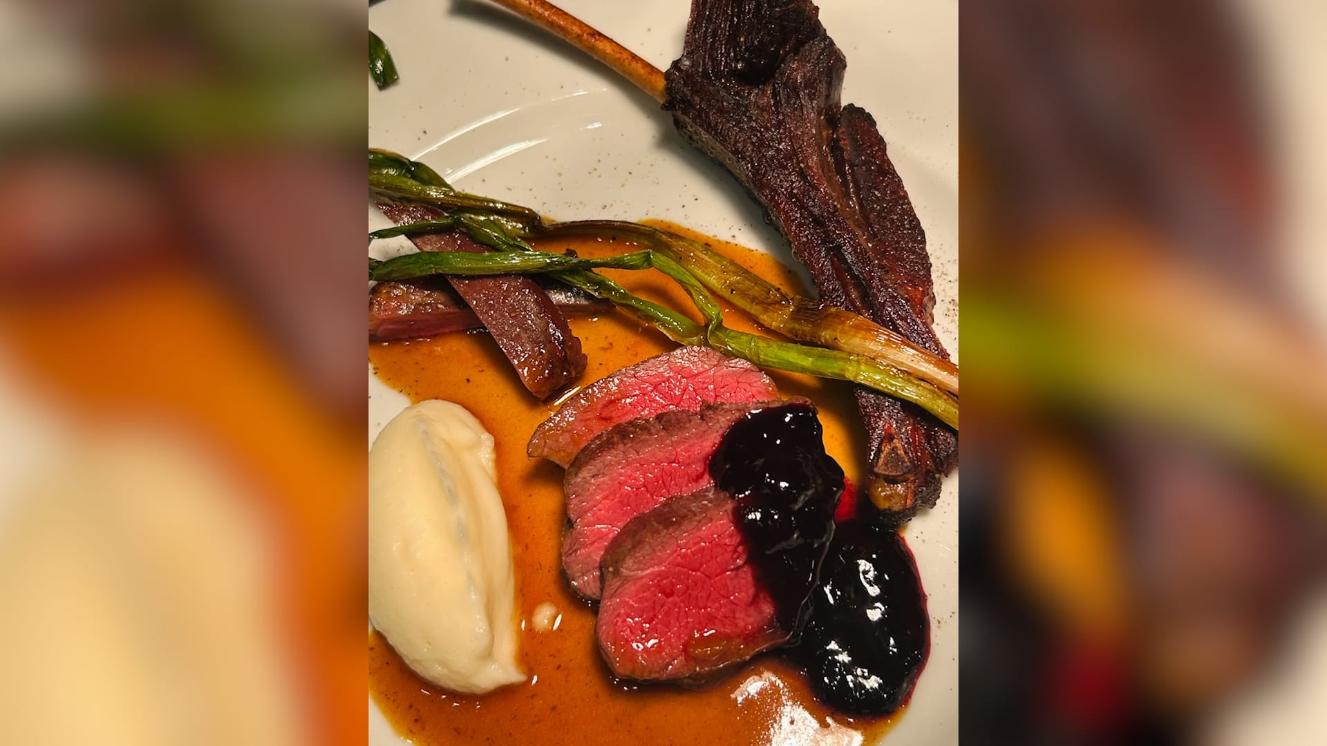 طعمها لذيذ..أطباق لحم الدببة البنية ضمن قائمة هذا المطعم الياباني