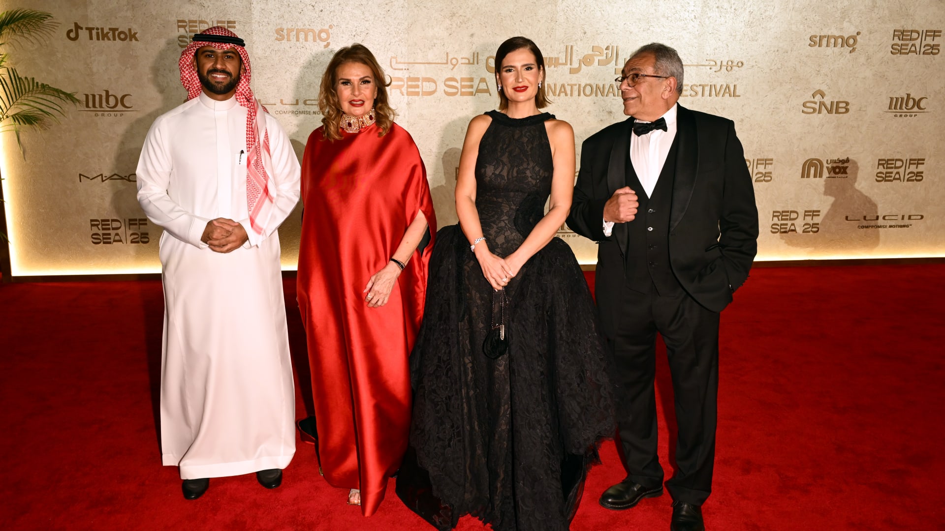 حفل ختام مهرجان البحر الأحمر السينمائي.. حضور عالمي وتصاميم عربية لافتة