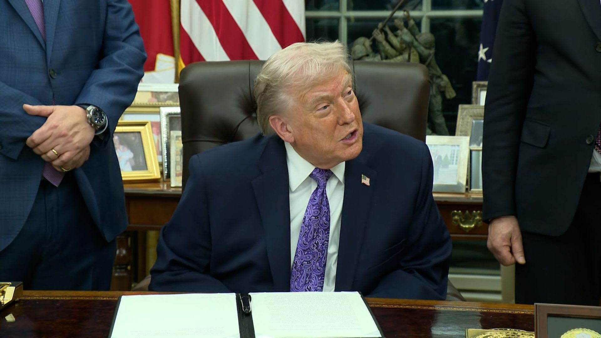 "سيبدأ قريبًا جدًا".. ترامب يُلمّح إلى إمكانية تحرك بري في فنزويلا