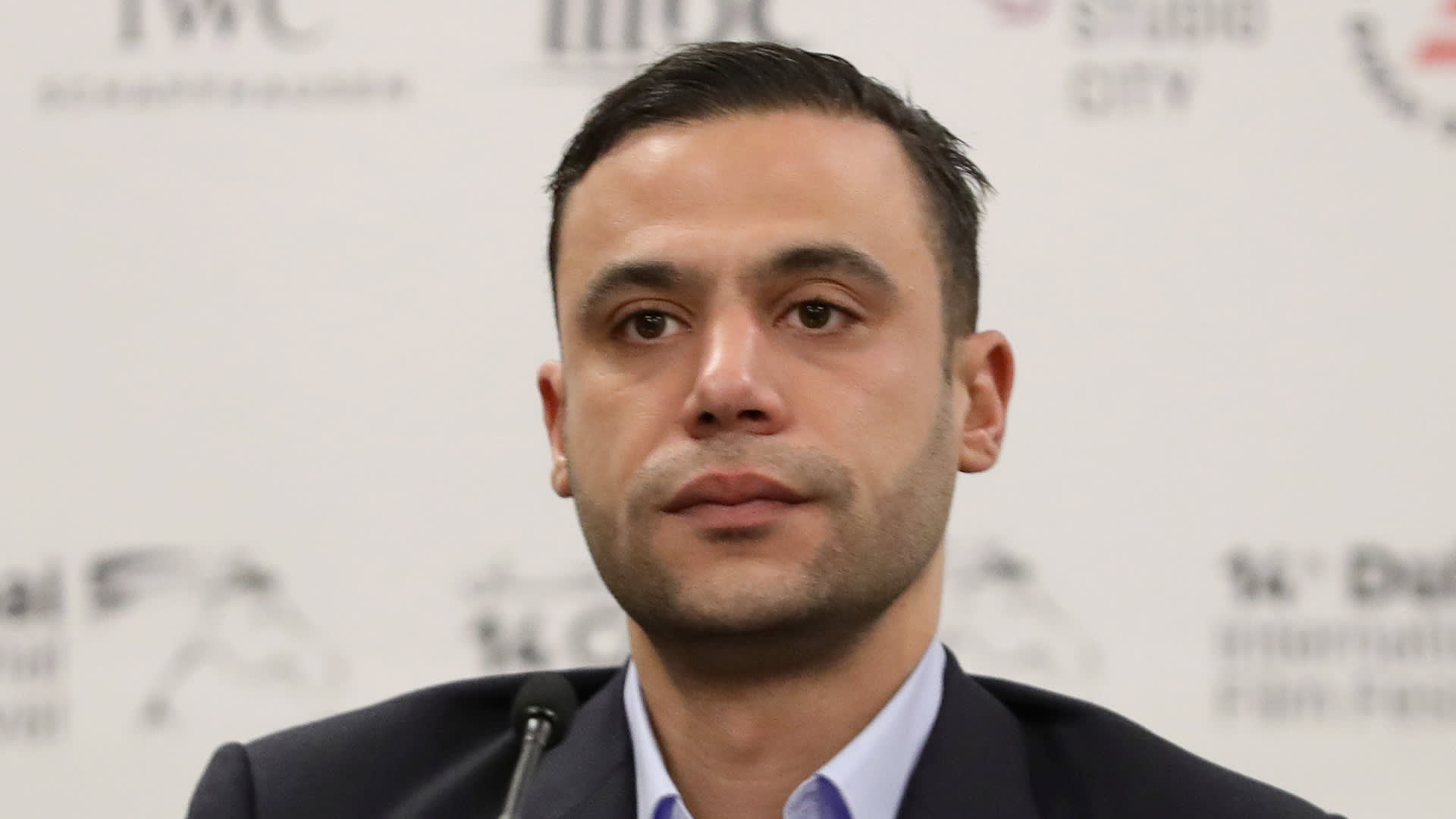 محمد إمام يؤكد متانة علاقته بعمر متولي ابن عمتّه الراحلة