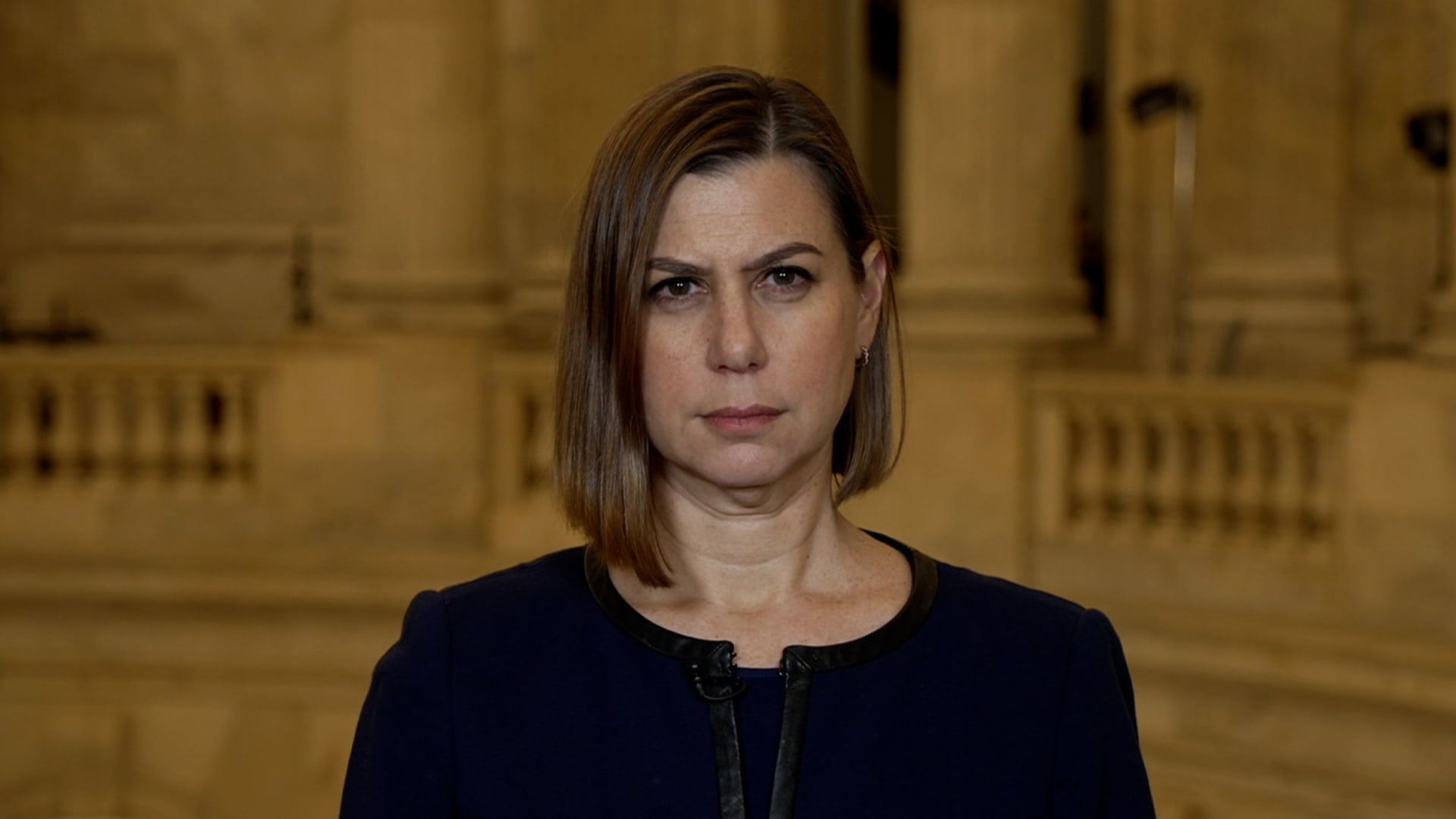 سيناتور أمريكية تنتقد البيت الأبيض بشدة: "نسقوا رواياتكم قبل أن تأتوا لتقديم إحاطة لمجلس الشيوخ"