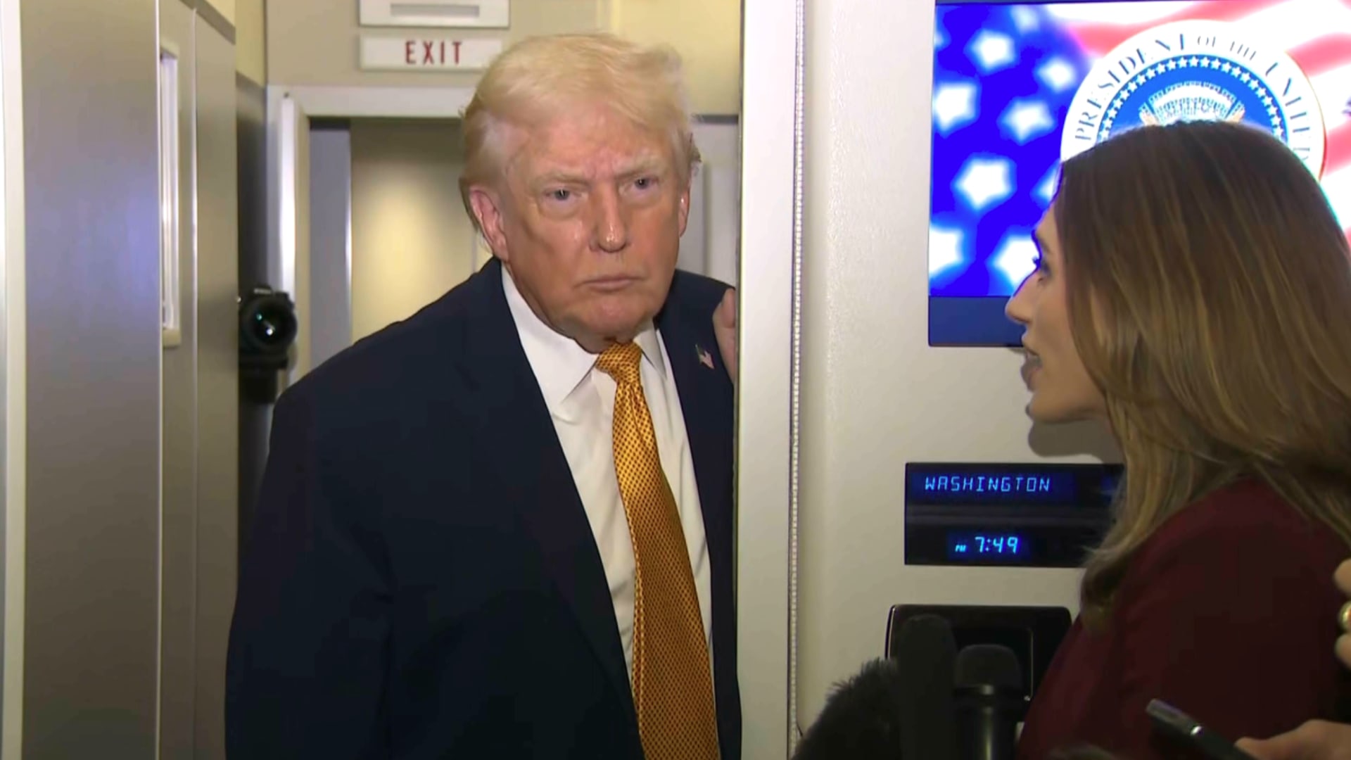 شاهد كيف رد ترامب عن تهديده بضرب إيران إذا قُتل المتظاهرون