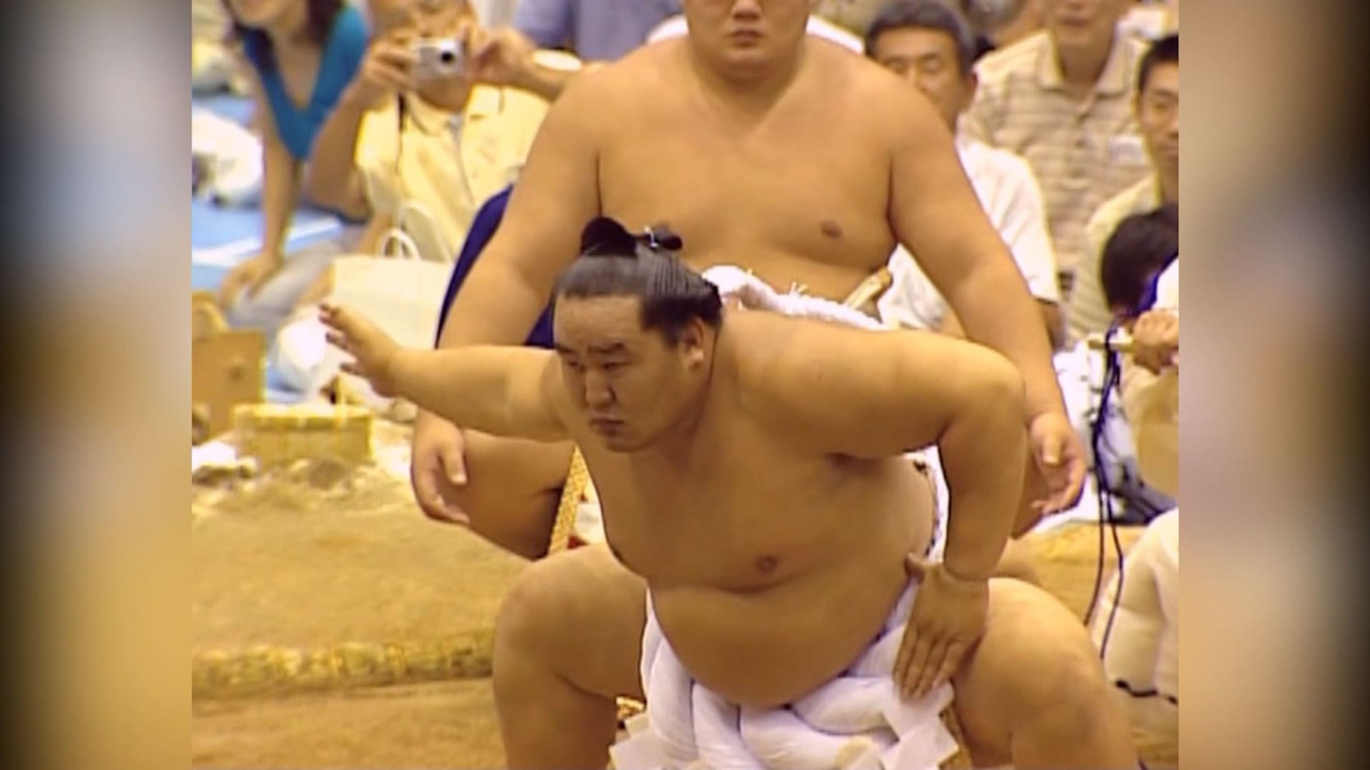 رئيسة وزراء اليابان ستغيب عن مراسم توزيع جوائز رياضة السومو.. والسبب لن يخطر على بالك