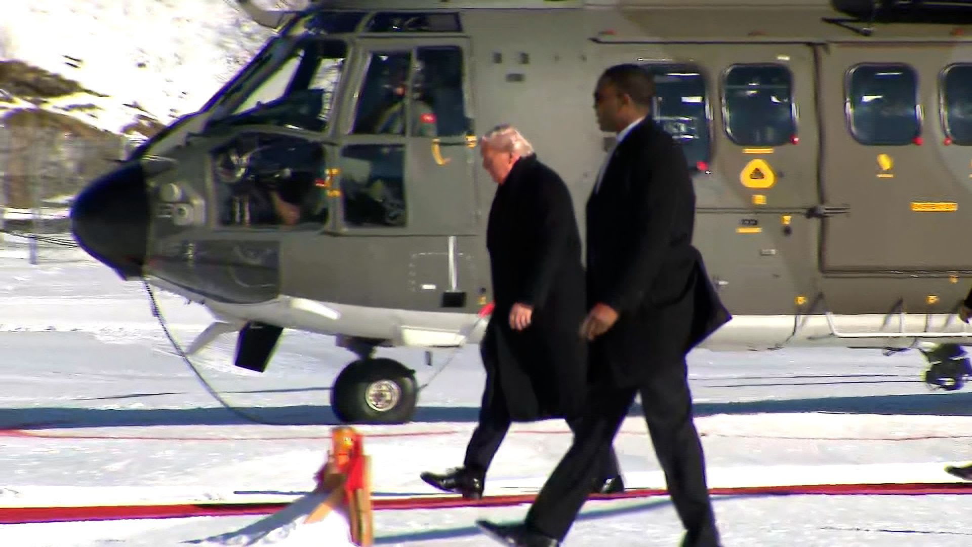 شاهد لحظة وصول ترامب إلى زيورخ قبل إلقاء كلمته في منتدى دافوس