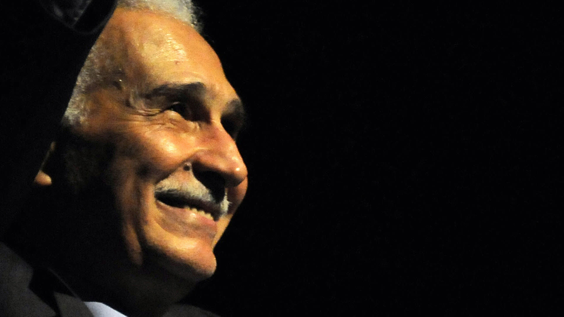 مصر.. مصلحة الضرائب ترفع الحجز عن حسابات عبدالرحمن أبو زهرة