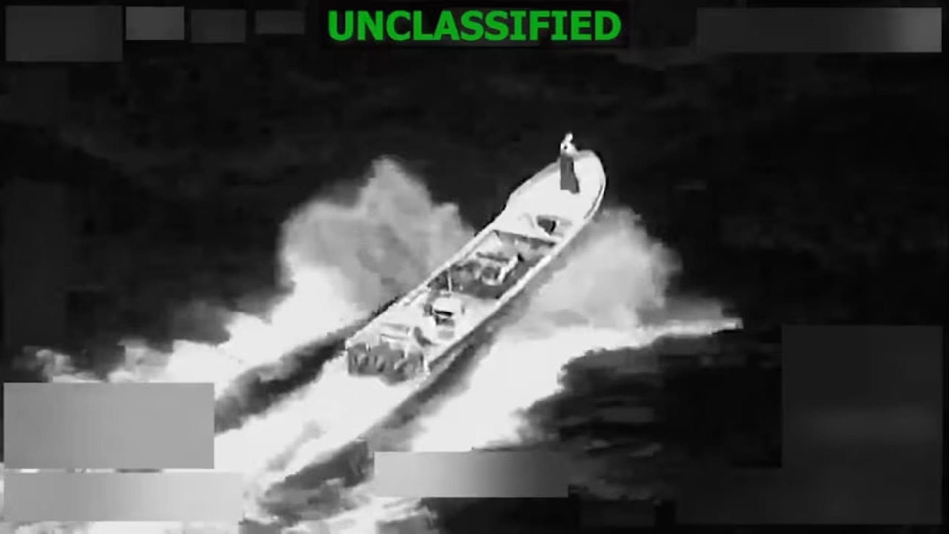 البنتاغون يعلن استهداف قارب "مخدرات" شرق المحيط الهادئ ونجاة شخص