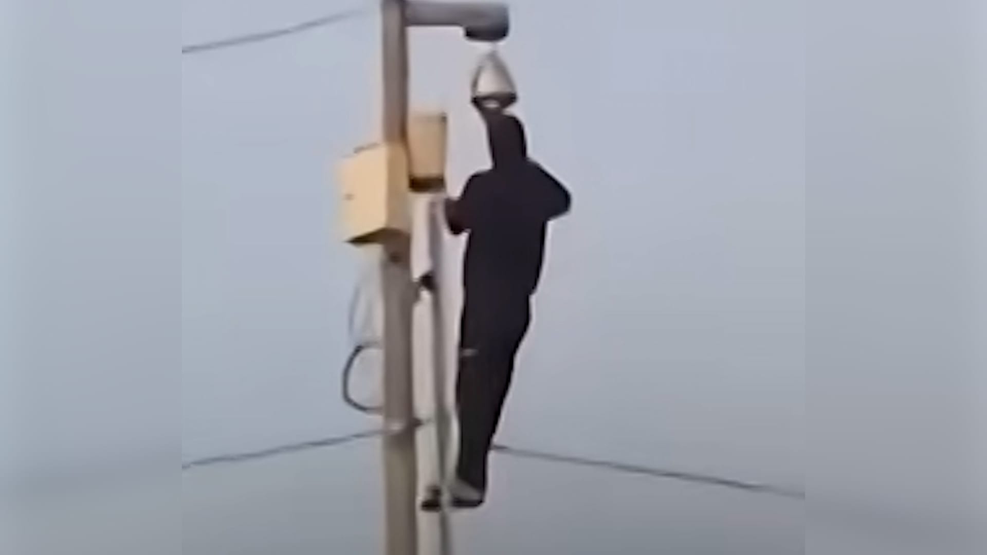 منها تقنية التعرف إلى الوجوه.. هل استُخدمت إيران أنظمة مراقبة صينية لقمع الاحتجاجات؟