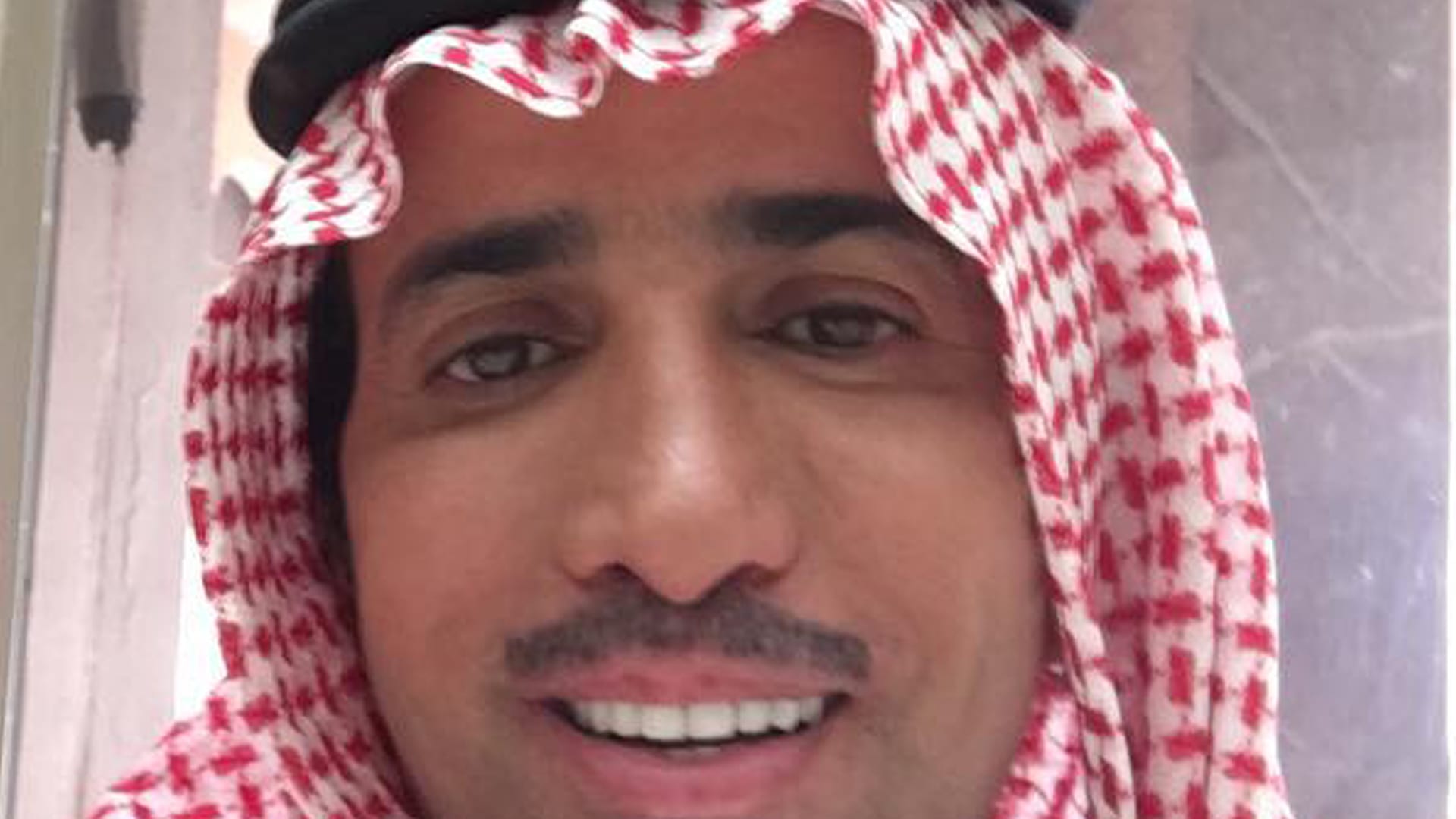 الفنّان السعودي فايز المالكي يكشف عن إصابته بـ"أورام حميدة"