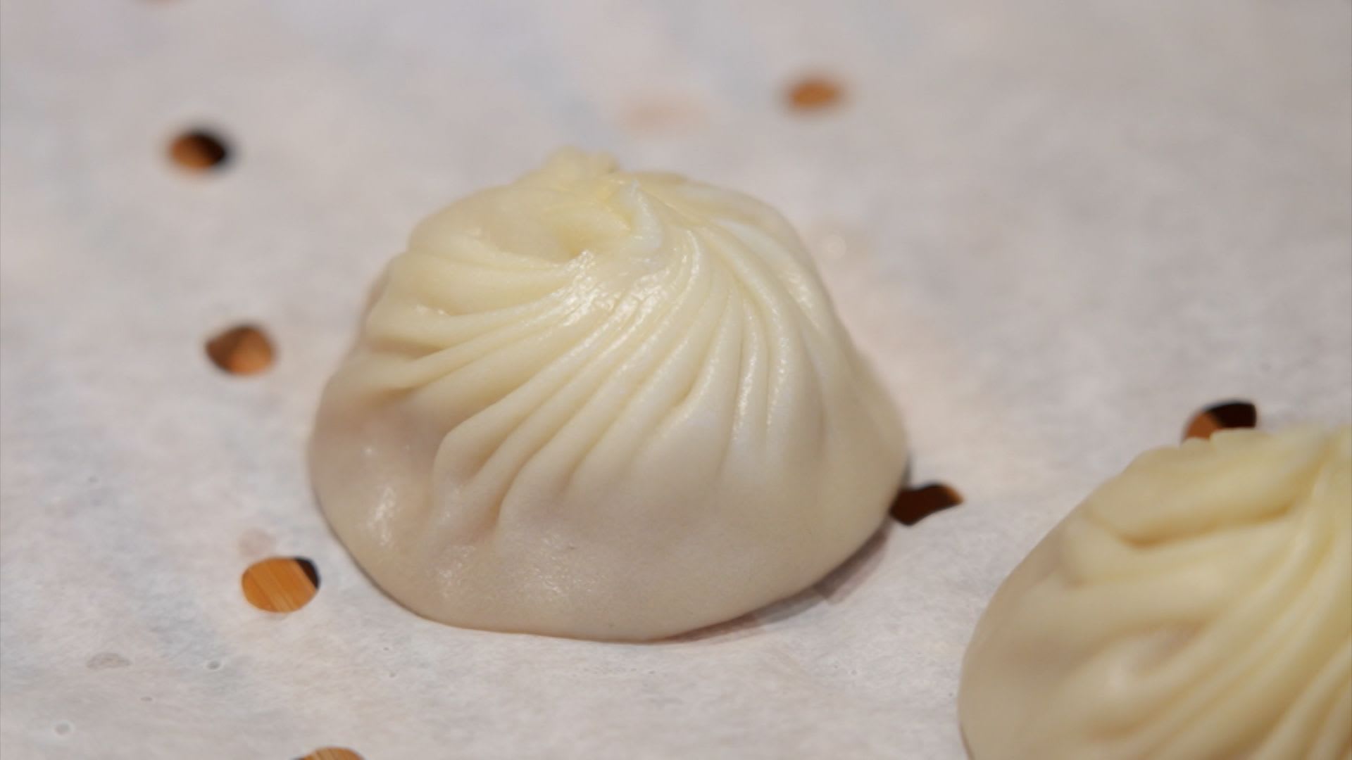 كيفية إعداد زلابية الحساء الشهيرة لمطعم "دين تاي فونغ"