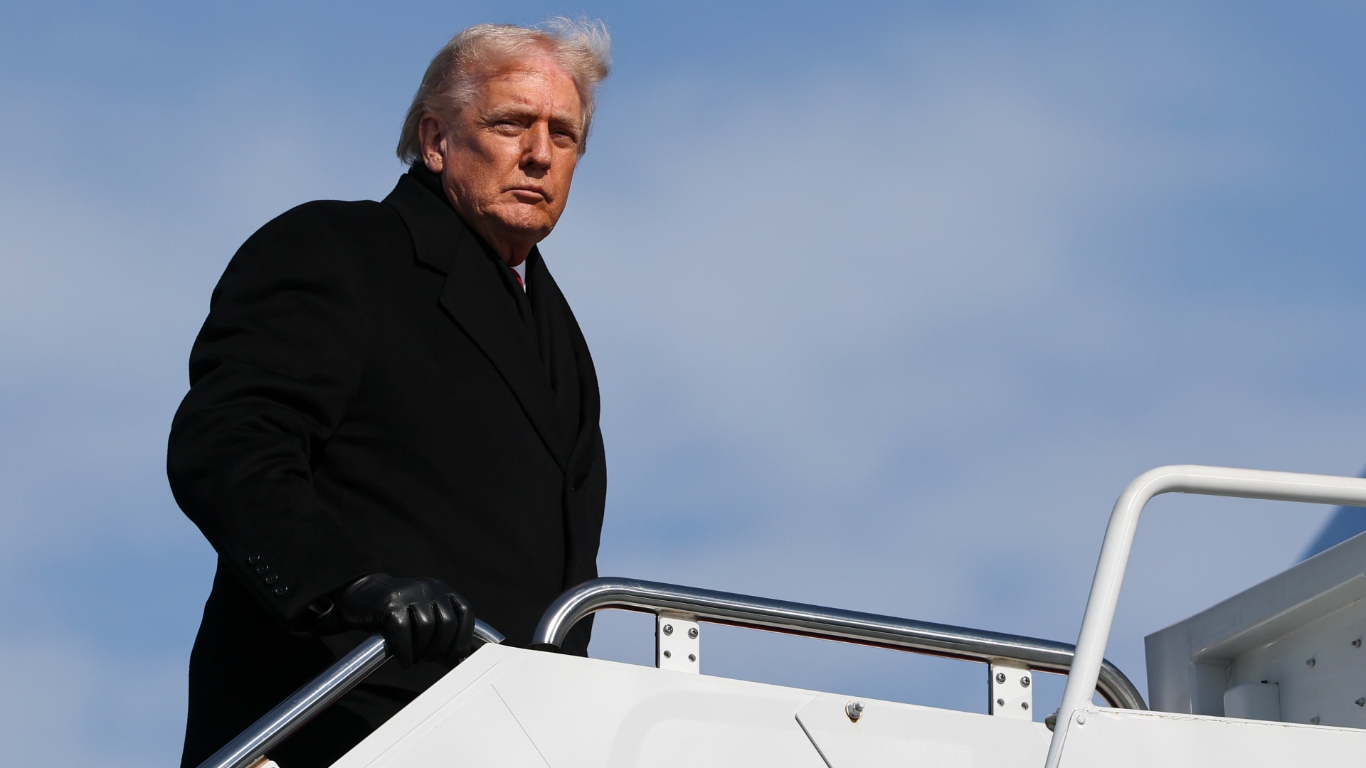 تحليل.. الاستنتاجات الأولية عمّا ورد حول ترامب بالكشف الأخير لوزارة العدل الأمريكية عن إبستين