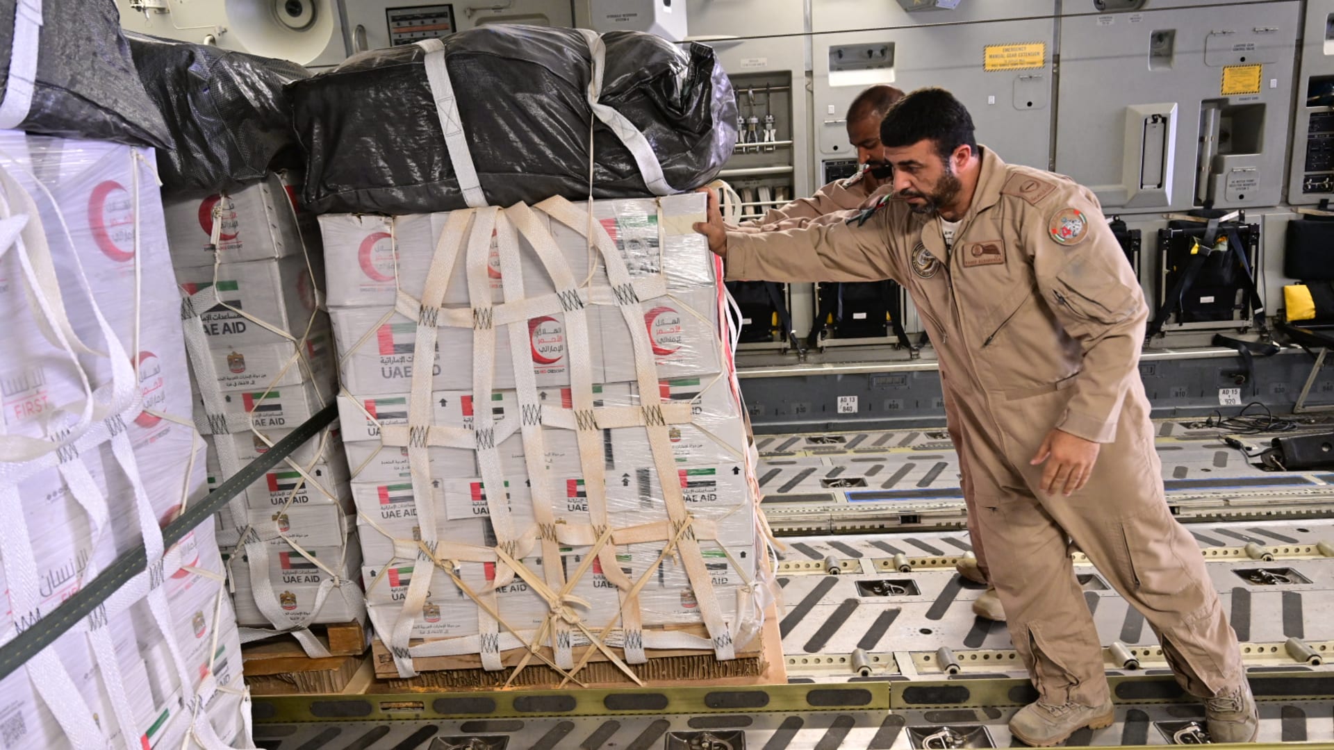 السفيرة الفلسطينية في الإمارات: أبوظبي قدمت أكثر من 45% من المساعدات الدولية غزة