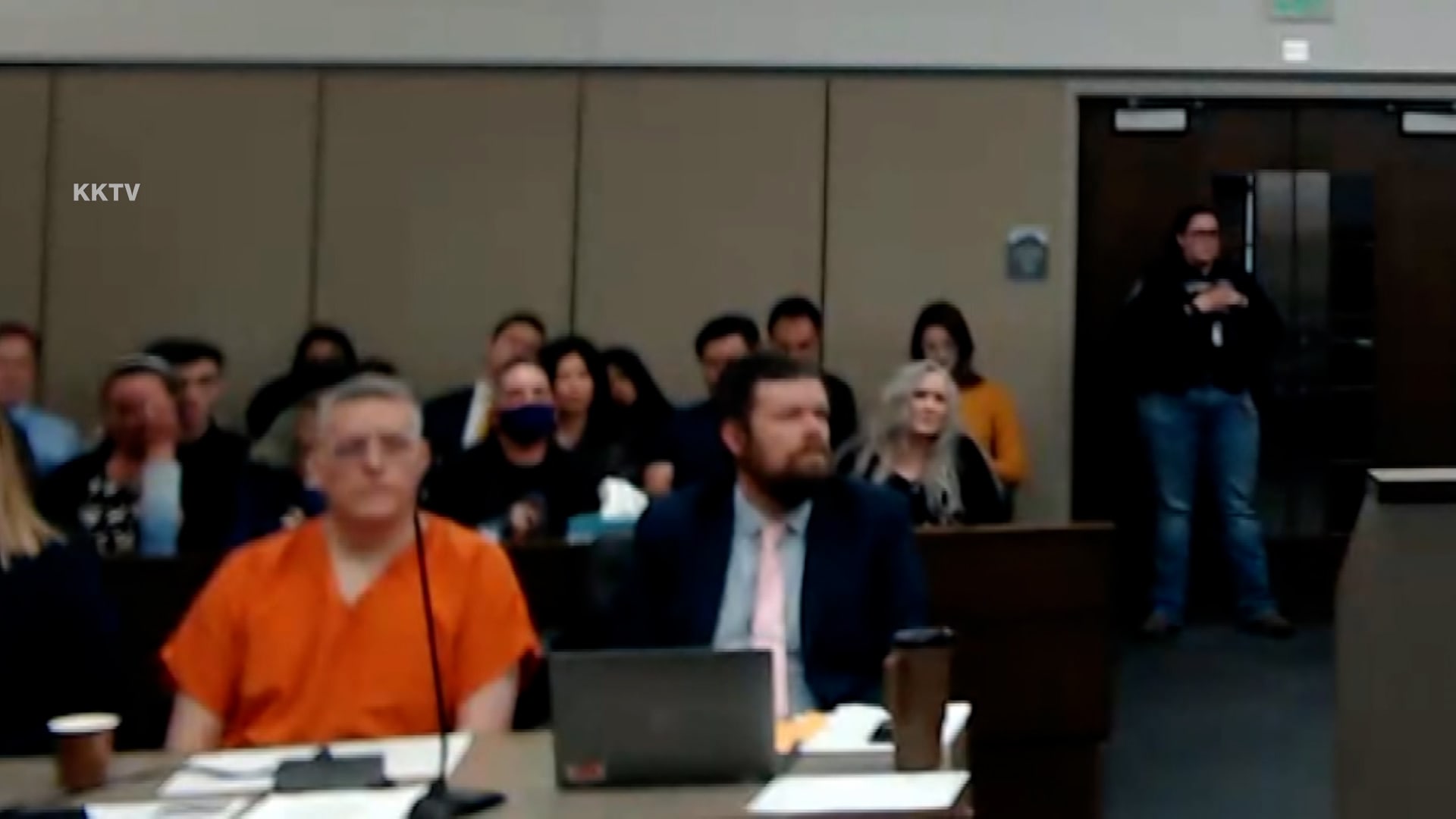 "أتحمل المسؤولية الكاملة".. فضيحة دار جنازات تقود الشريك للسجن 40 عاما