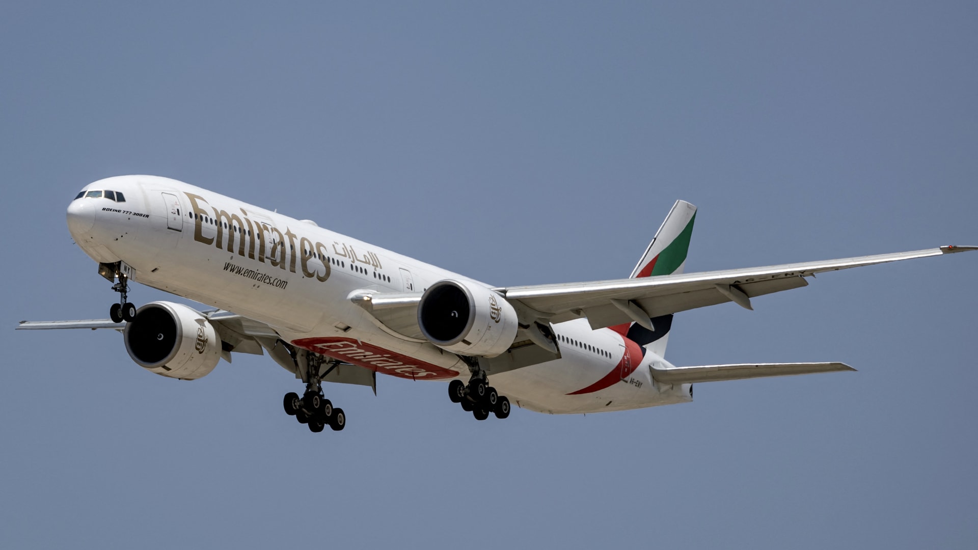 في ظل التوترات الإقليمية.. طيران الإمارات تعلن تعليقًا مؤقتًا لجميع العمليات من وإلى دبي