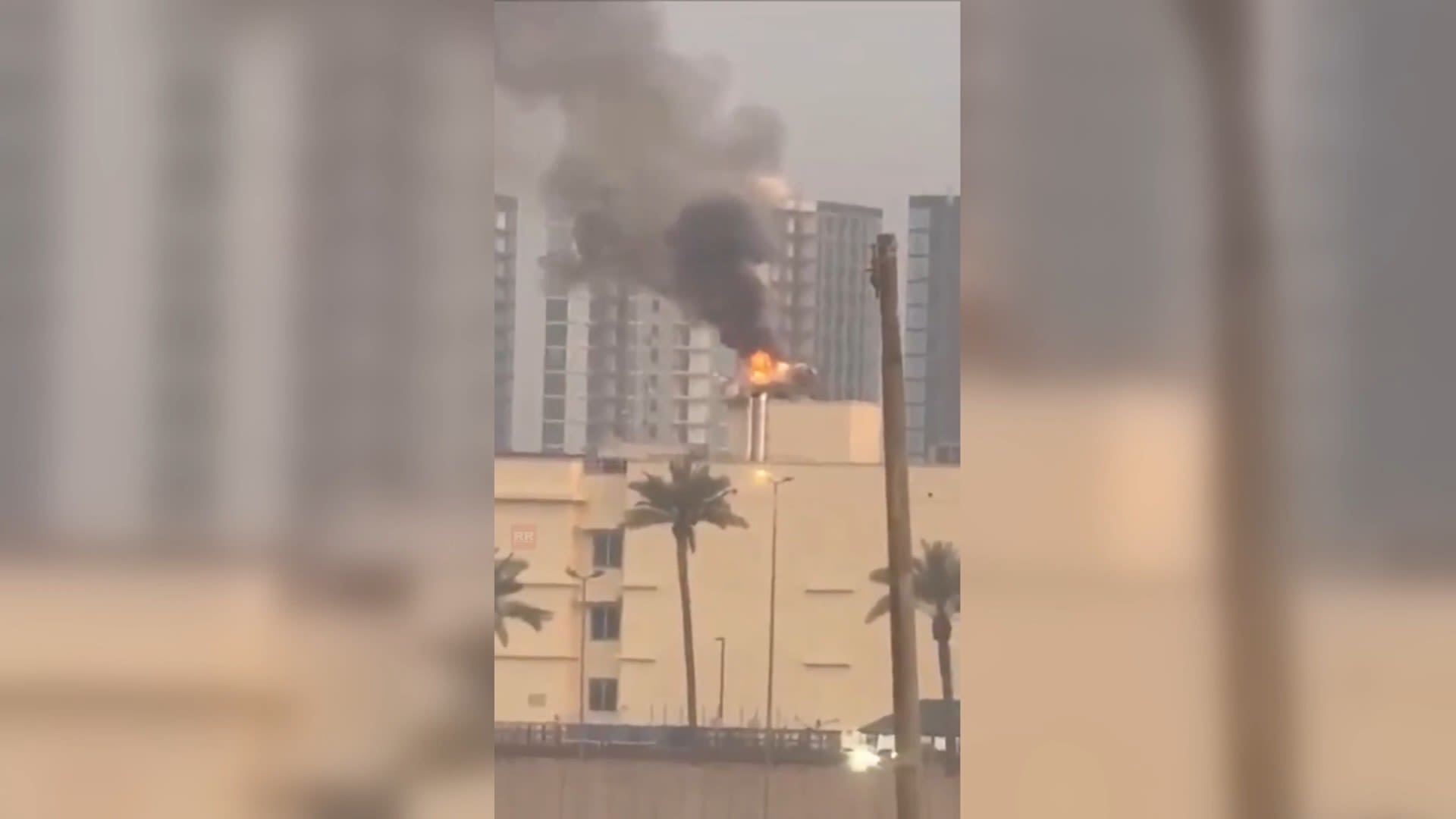 فيديو يُظهر تصاعد الدخان من محيط السفارة الأمريكية في بغداد