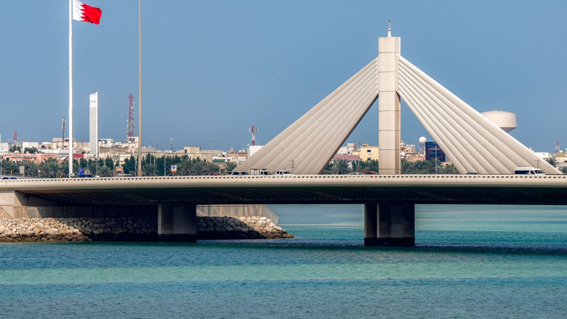 البحرين: اعتقال 6 أشخاص بتهمة نشر مقاطع "تعاطفت" مع هجمات إيران