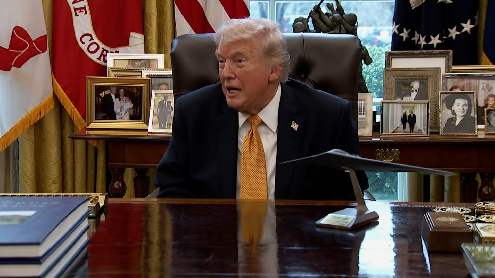 ترامب: نيوسوم لا يصلح للرئاسة "بسبب معاناته من عسر القراءة"