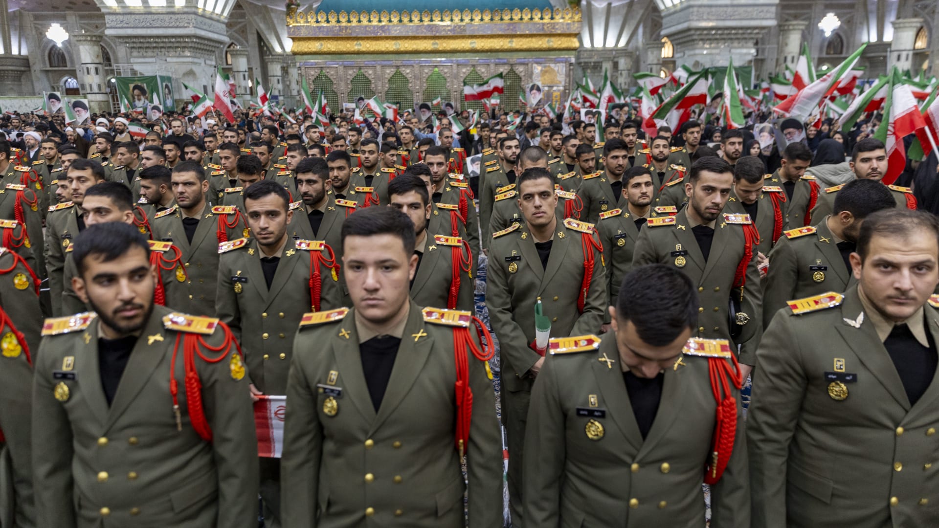 الجيش الإيراني يهدد باستهداف "المواقع السياحية" لأعدائه في أنحاء العالم