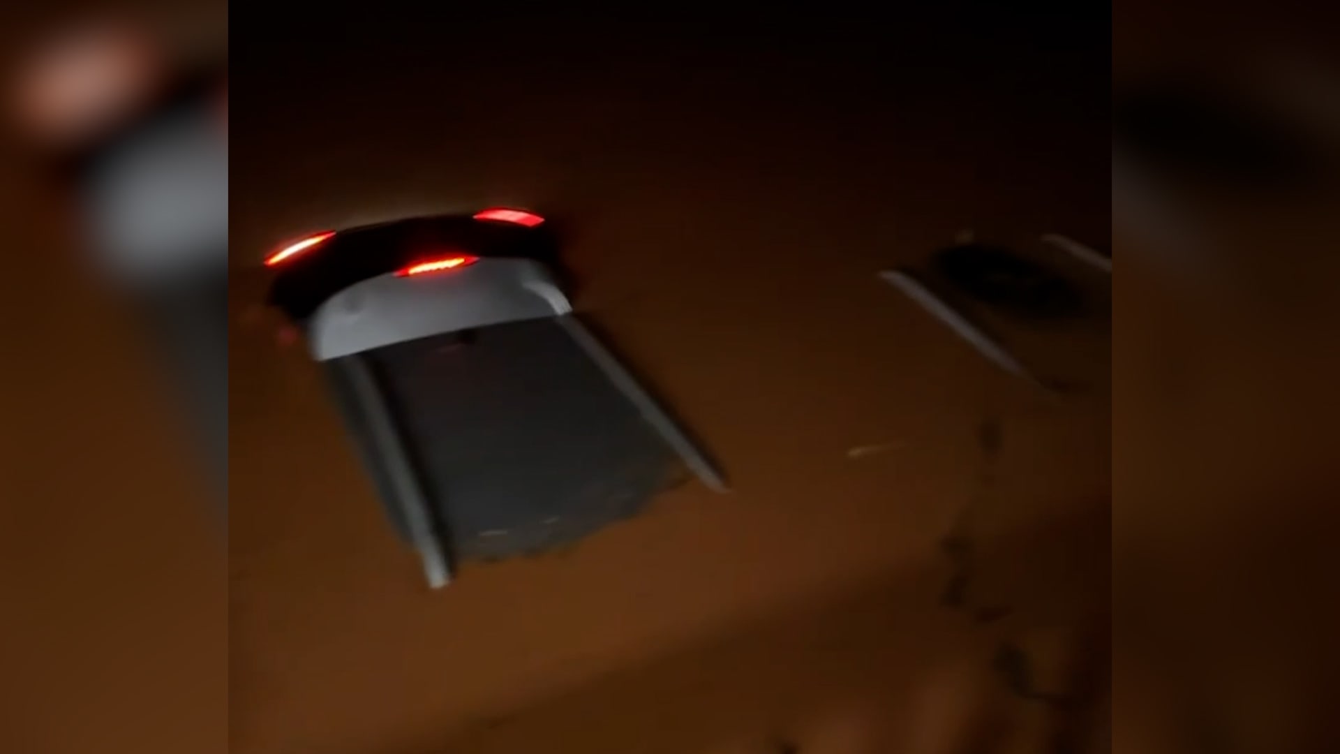 أمطار غزيرة وفيضانات مفاجئة تغرق سيارات وتحاصر أشخاصا في هاواي