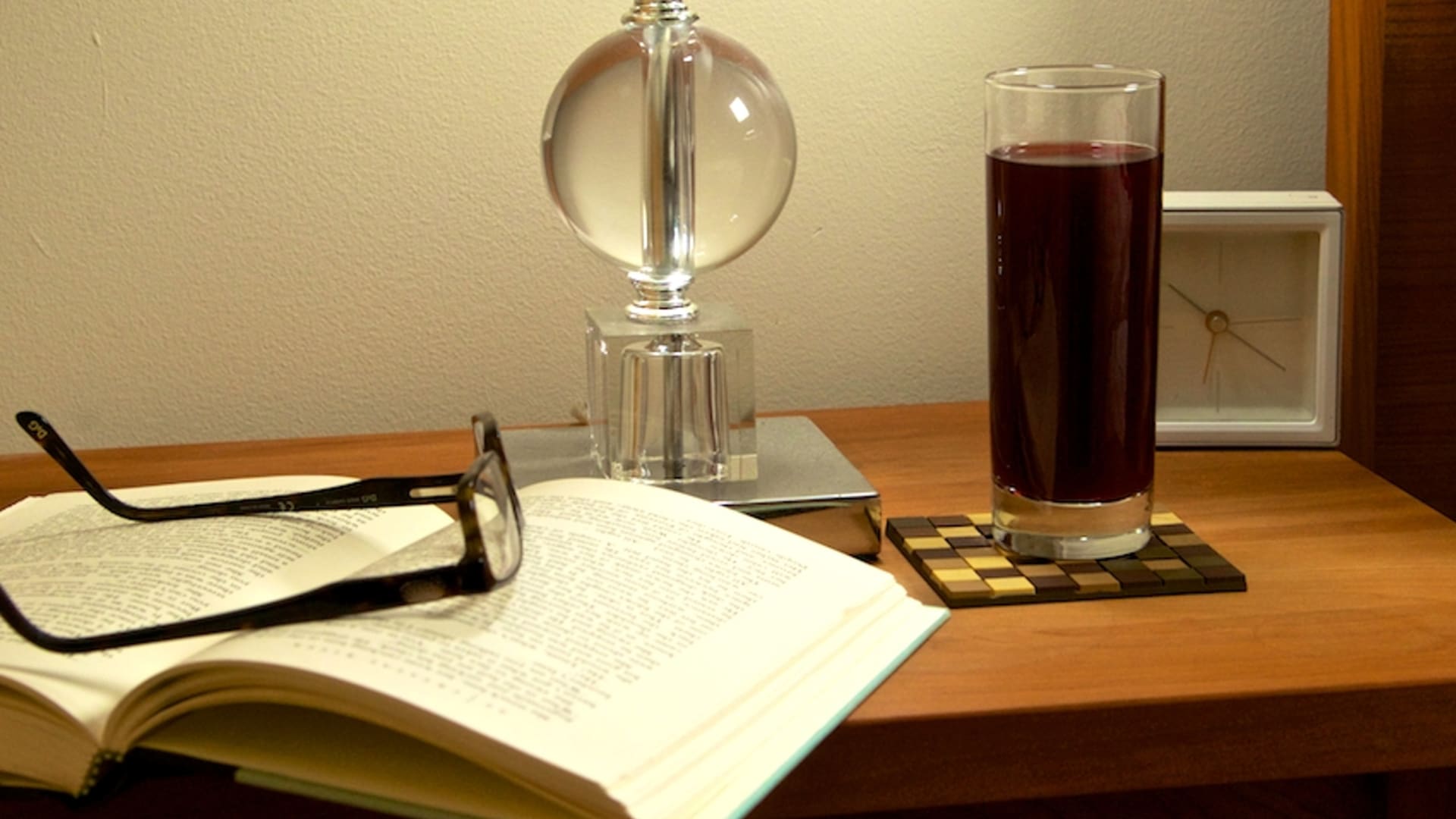 عصير الكرز الحامض.. ما هي أبرز فوائده وعلاقته بالنوم؟