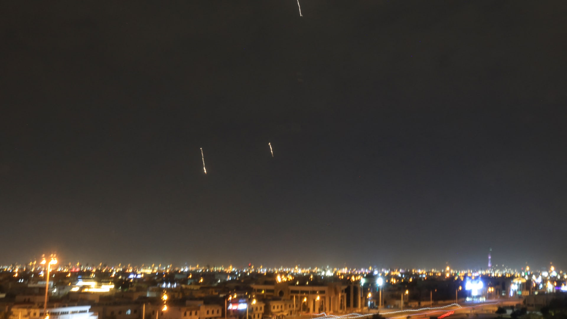 إيران تهدد بضرب جامعات تابعة لأمريكا وإسرائيل بعد غارات على جامعاتها