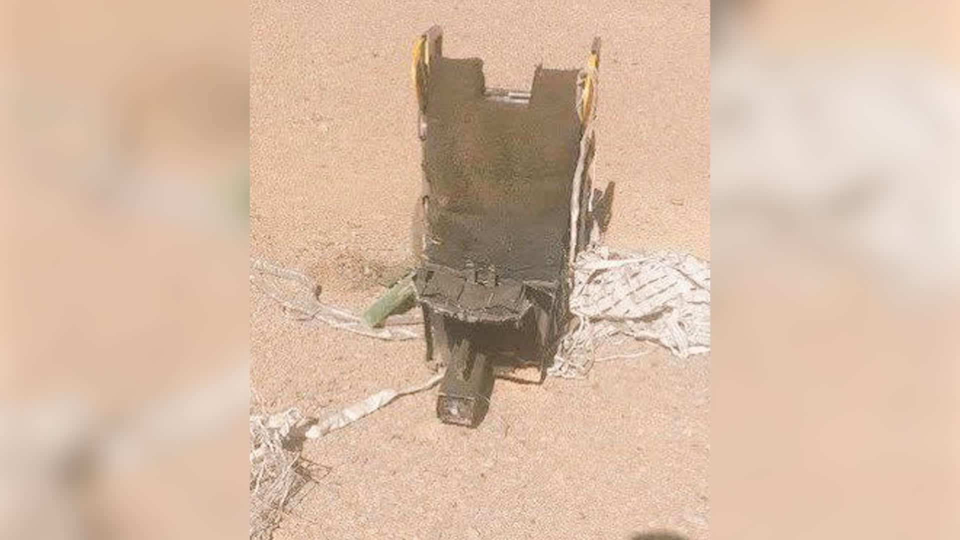 عقيد متقاعد بسلاح الجو يبين كيف يتدرب طيارو المقاتلات الأمريكية على النجاة من نيران العدو