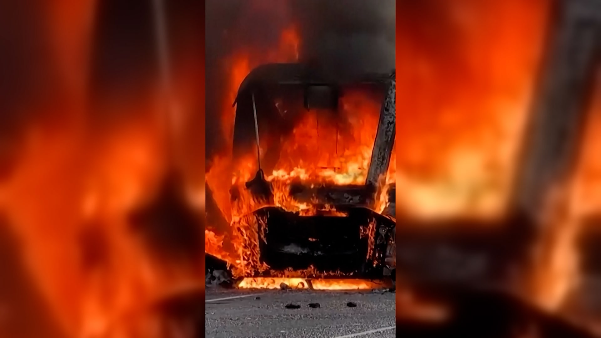 من حادث طعن إلى أعمال شغب.. كيف تصاعدت التوترات في بلفاست؟