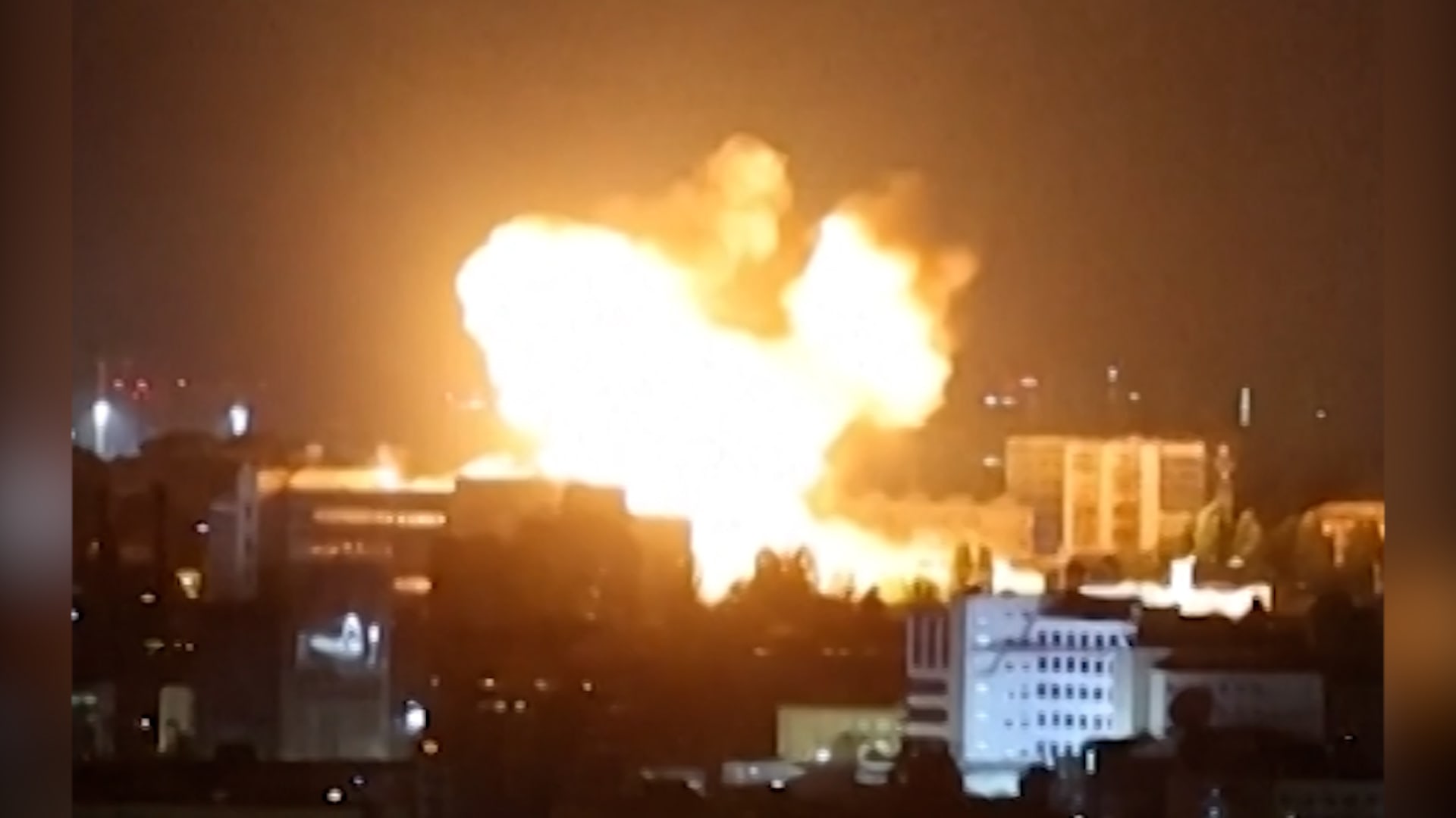 روسيا تشن إحدى أكبر هجمات الصواريخ الباليستية منذ بدء حربها على كييف