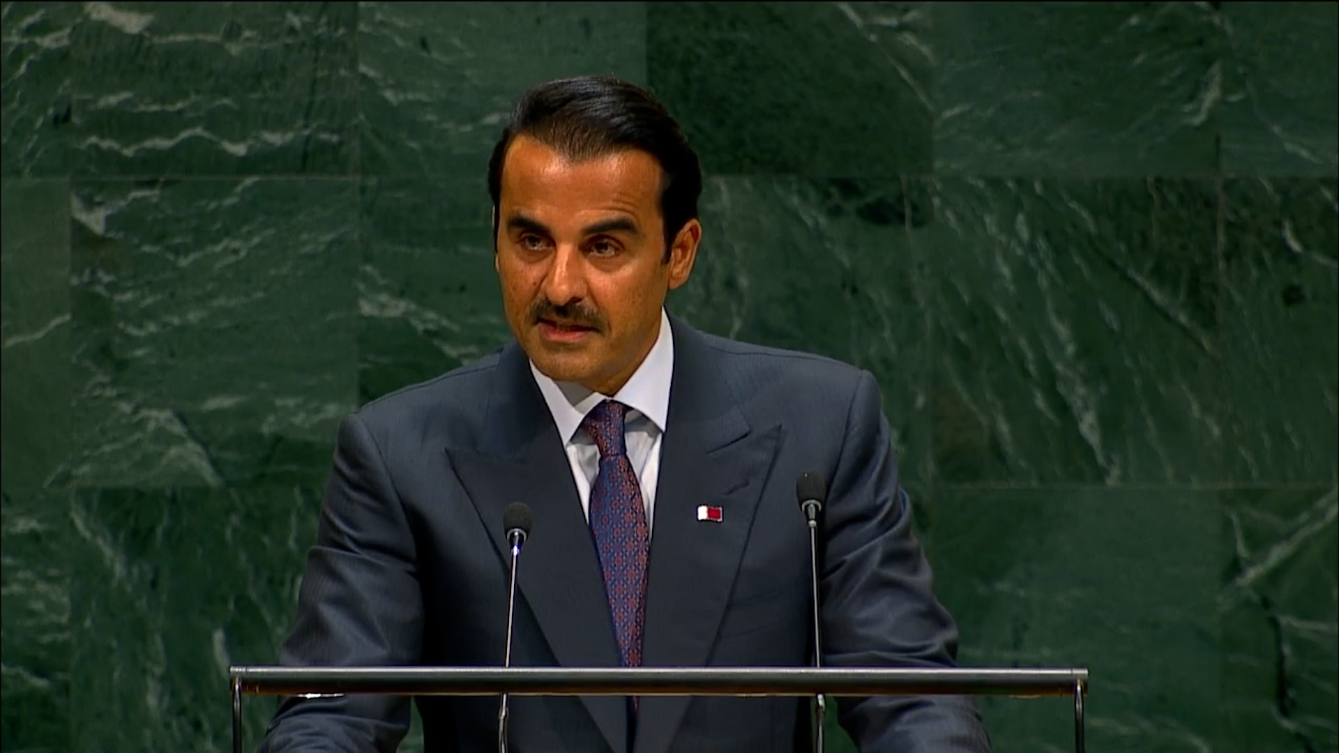 أمير قطر: لا يستقيم حديث عن نظام دولي عادل ما دامت فلسطين نقطة عمياء فيه