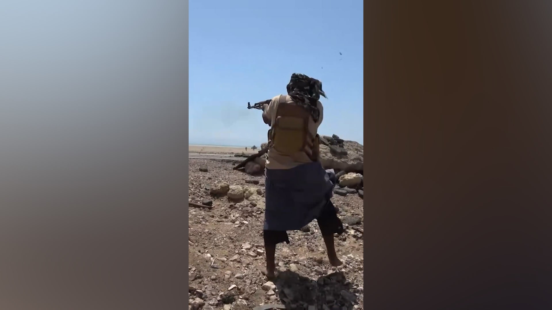قوات يمنية مدعومة من السعودية تعلن استعادة مواقع قرب مضيق باب المندب
