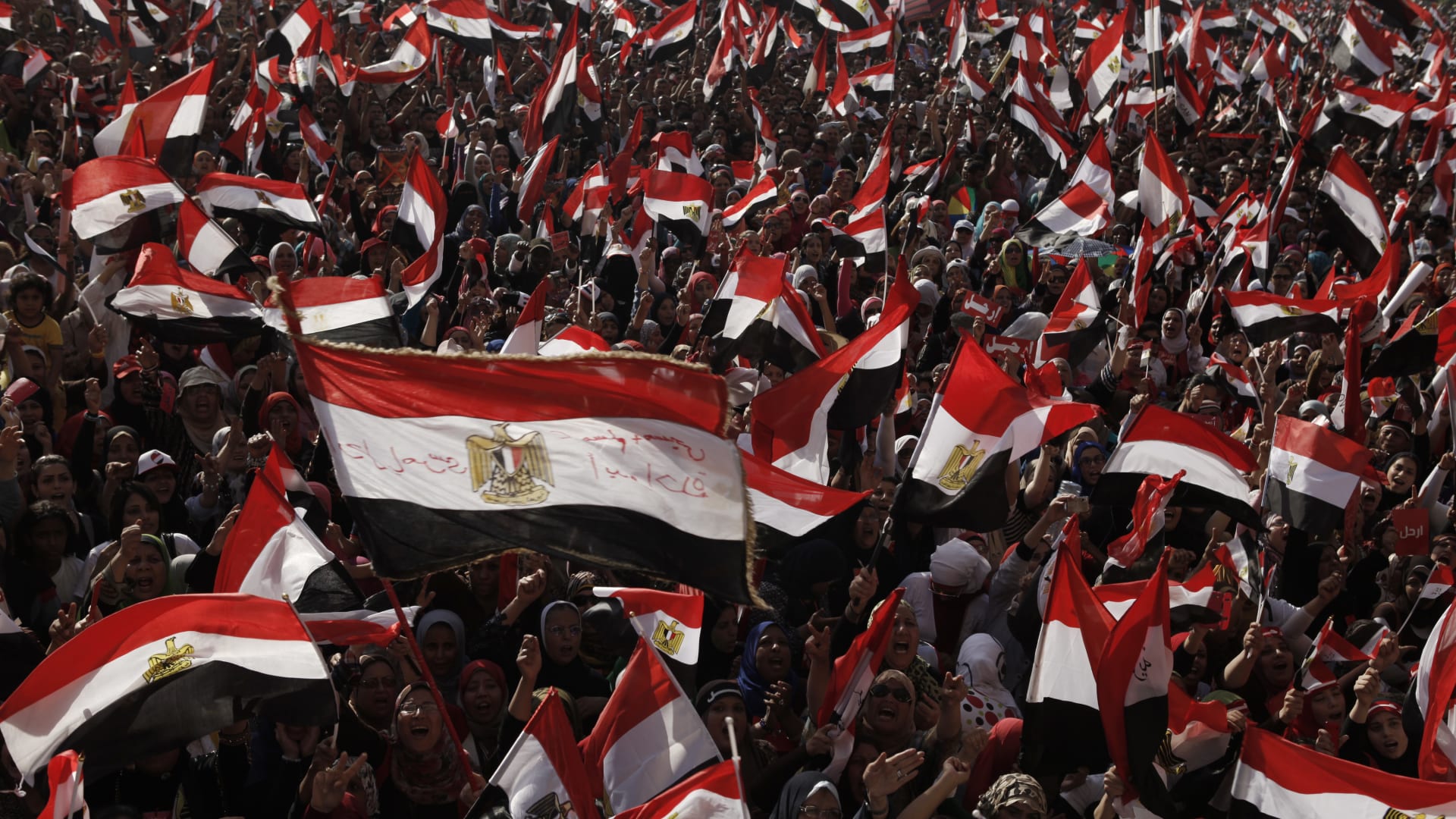 السيسي: ثورة 30 يونيو أثبتت أن إرادة المصريين لا تُكسر.. وعمرو موسى: بداية جمهوريتنا الثالثة