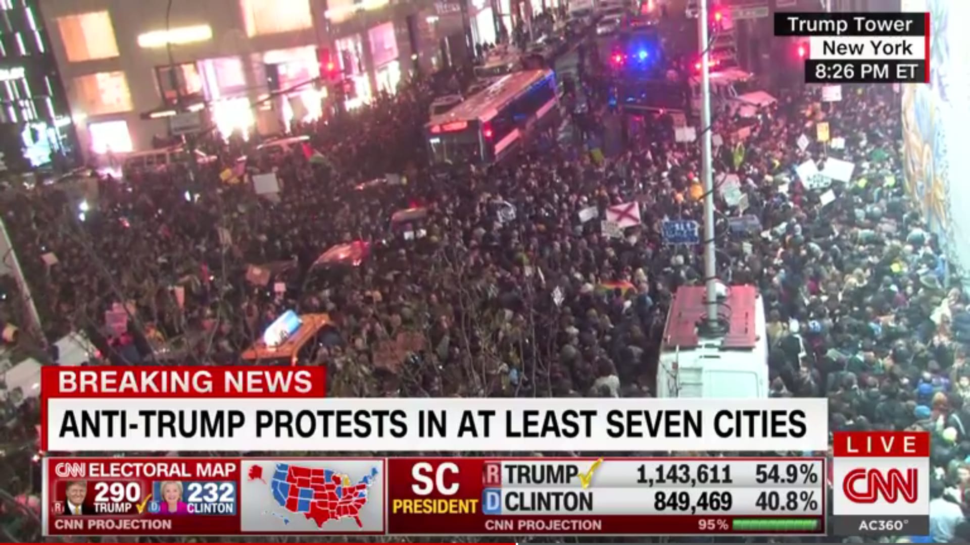 شاهد.. احتجاجات حاشدة تملأ شوارع أمريكا اعتراضا على انتخاب ترامب: "ليس رئيسي!"