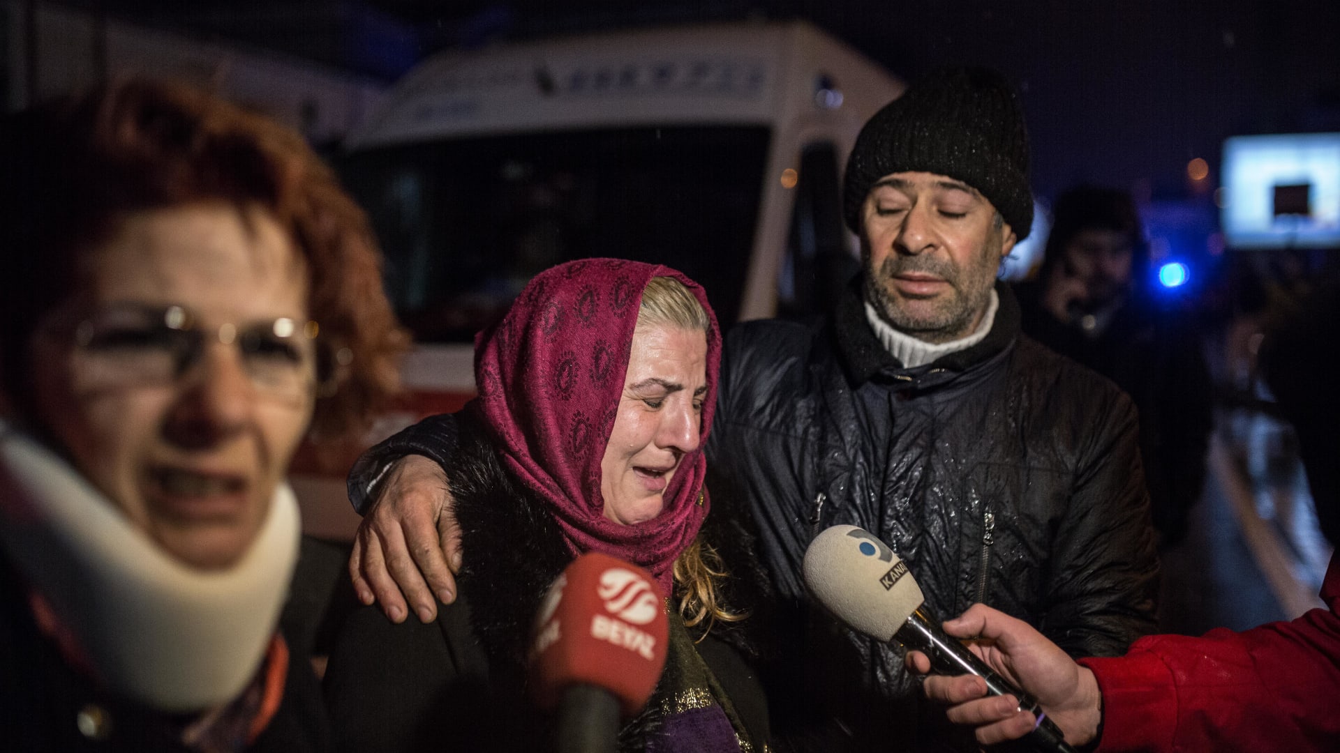 شاهد اللحظات الأولى بعد هجوم إطلاق النار في ملهى ليلي بتركيا خلال احتفالات رأس السنة