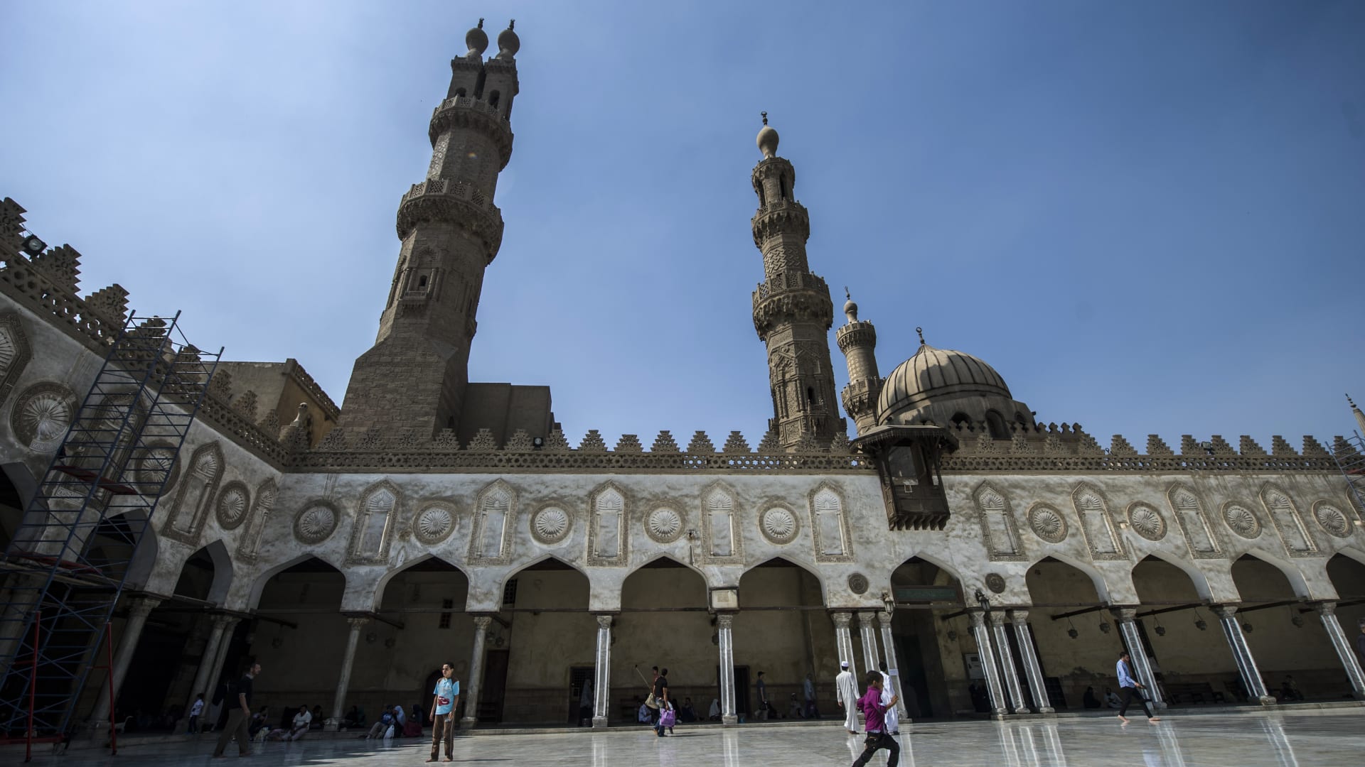 بعد دعوة السبسي.. الأزهر: المساواة في الميراث "فكرة جامحة" والأحكام الشرعية قطعية الثبوت والدلالة