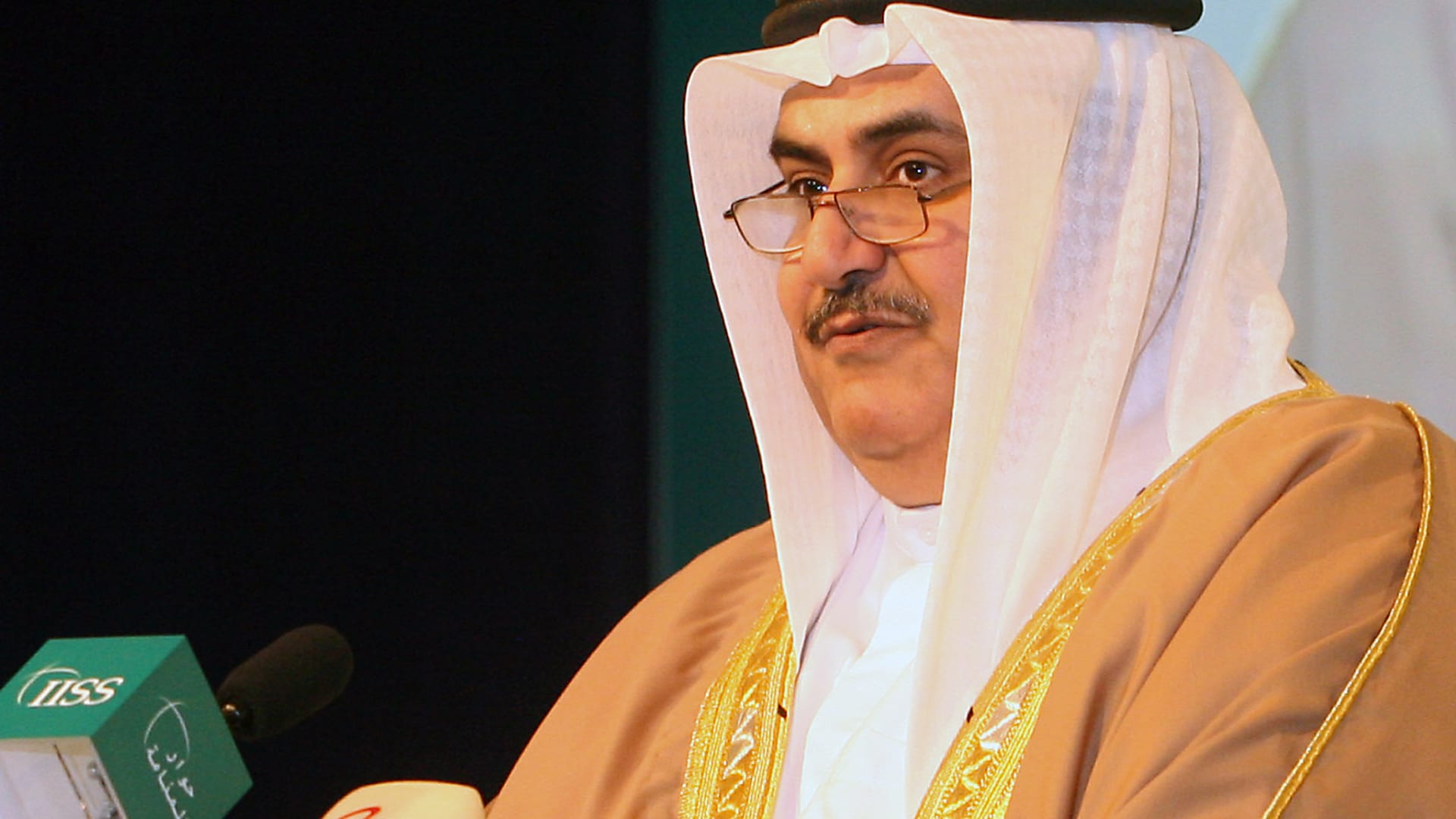 خالد بن أحمد يهاجم الجزيرة: القضاء البحريني لا يسمح التدخل به