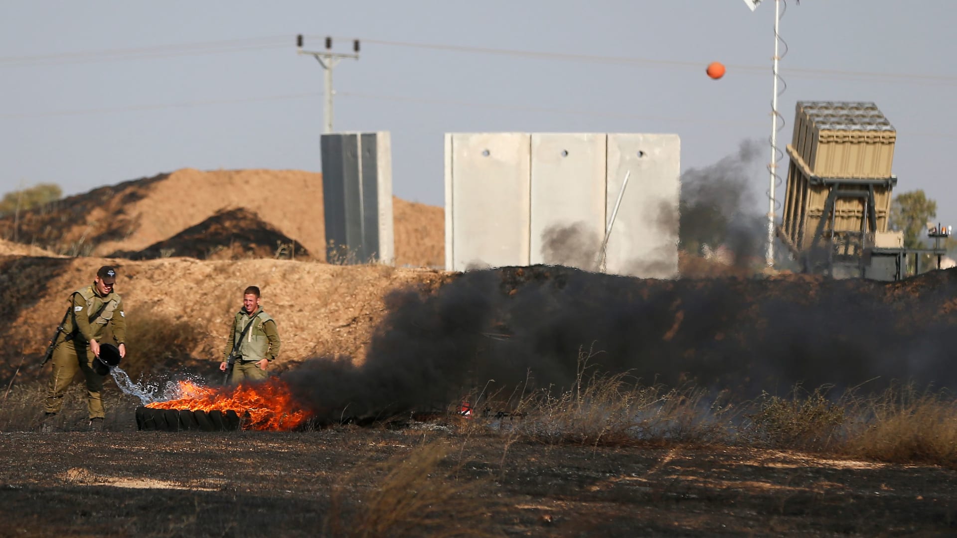 إسرائيل تشدد القيود على غزة وسط توترات متصاعدة
