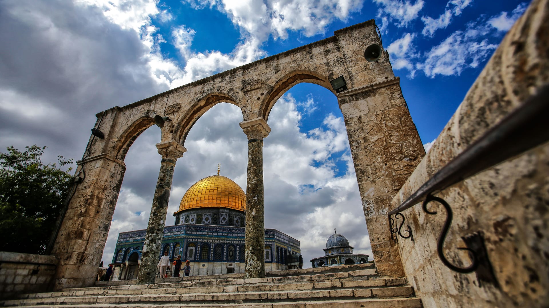مسجد الأقصى في القدس، فلسطين، بعدسة المصور الفلسطيني محمد زرانده.