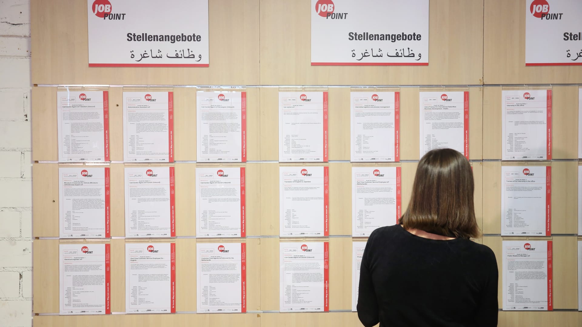 طريقك للنجاح.. أهمية تحدث سيرتك الذاتية باستمرار