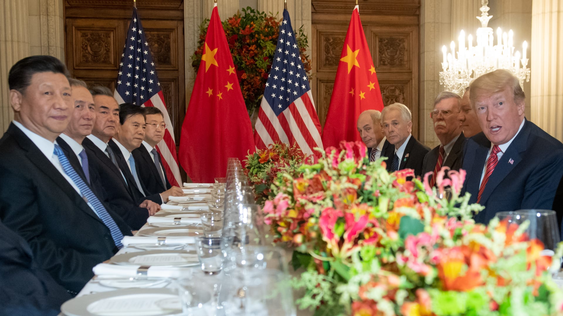 أمريكا والصين تتفقان على وقف "حرب الرسوم الجمركية"