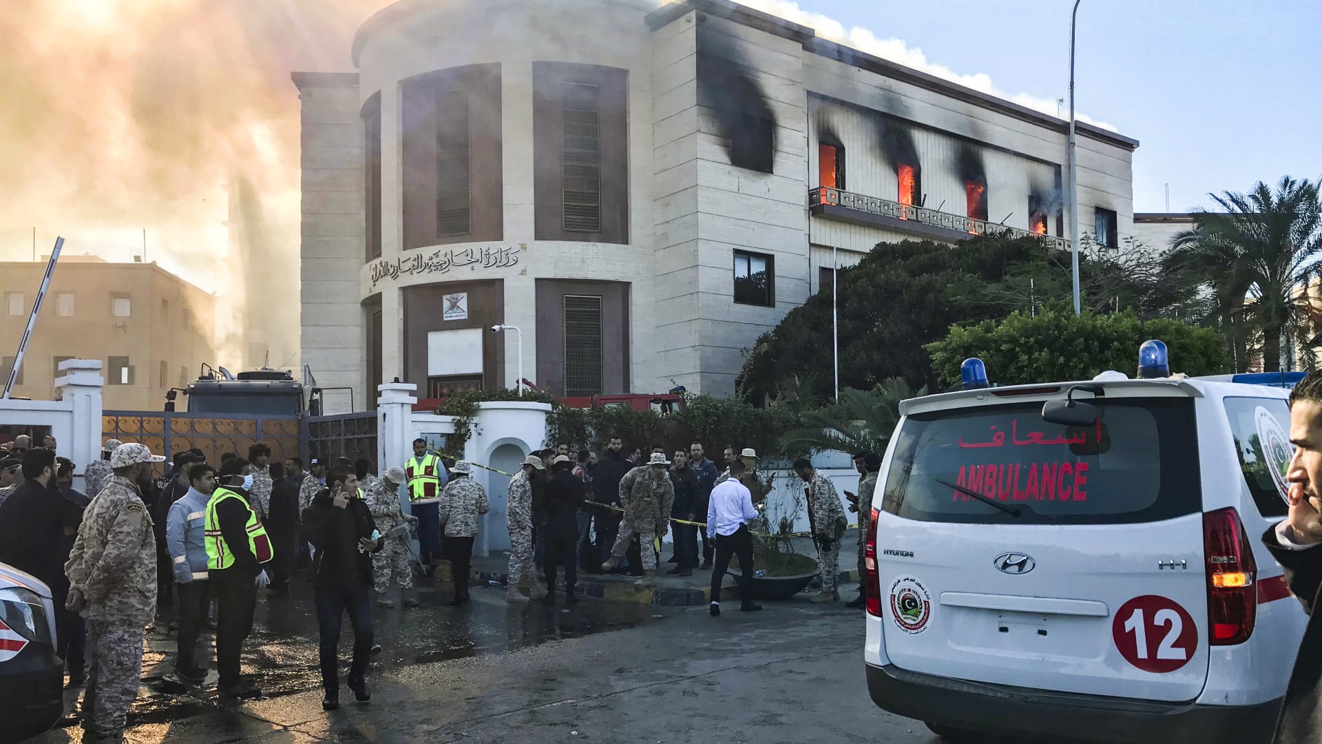 ليبيا: مقتل 3 أشخاص بهجوم على مقر وزارة الخارجية