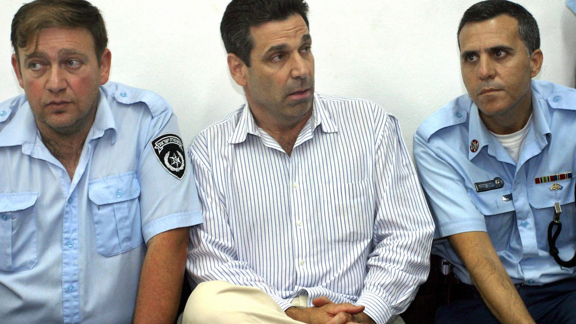اعترف بالتجسس لصالح إيران.. السجن لوزير إسرائيلي سابق 11 عاما