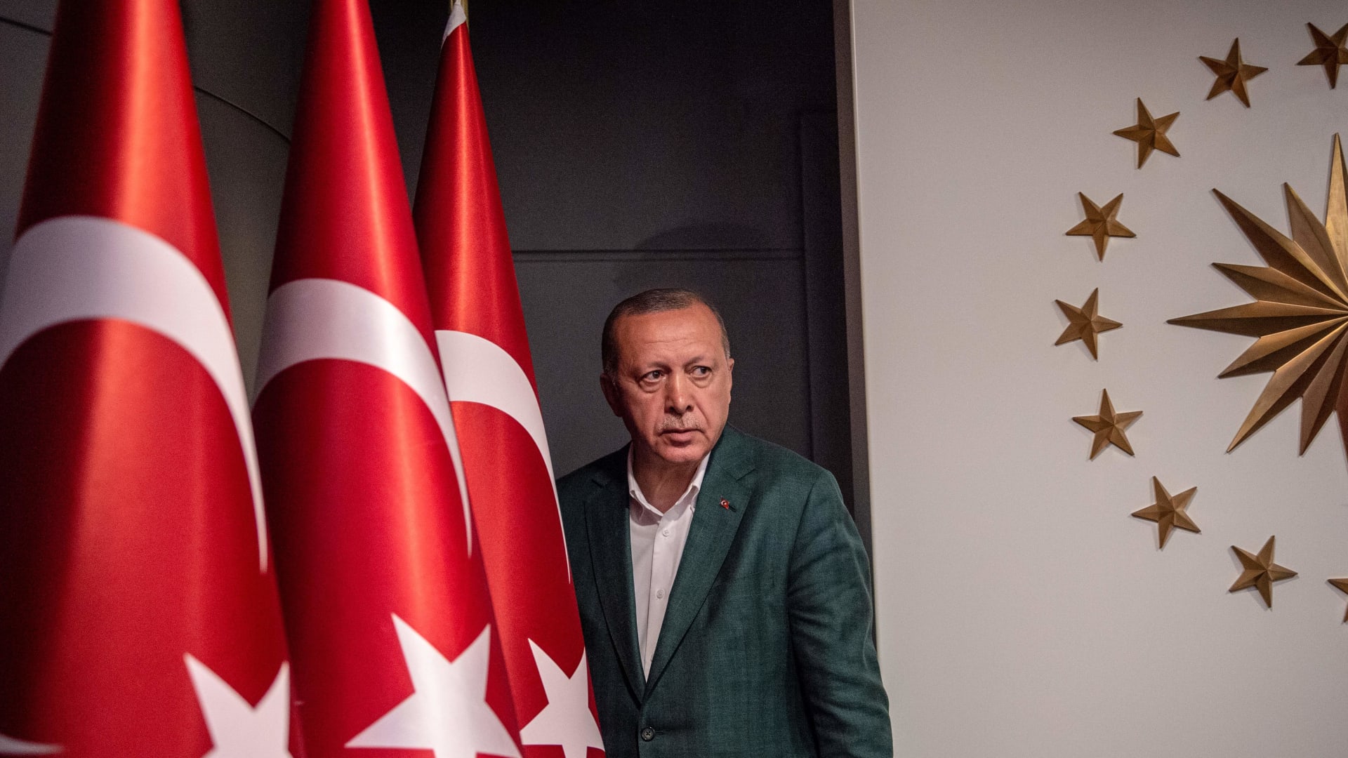 تحدث عن "الأسهم السامة".. أردوغان: سنواصل "النضال" من أجل انتخابات إسطنبول