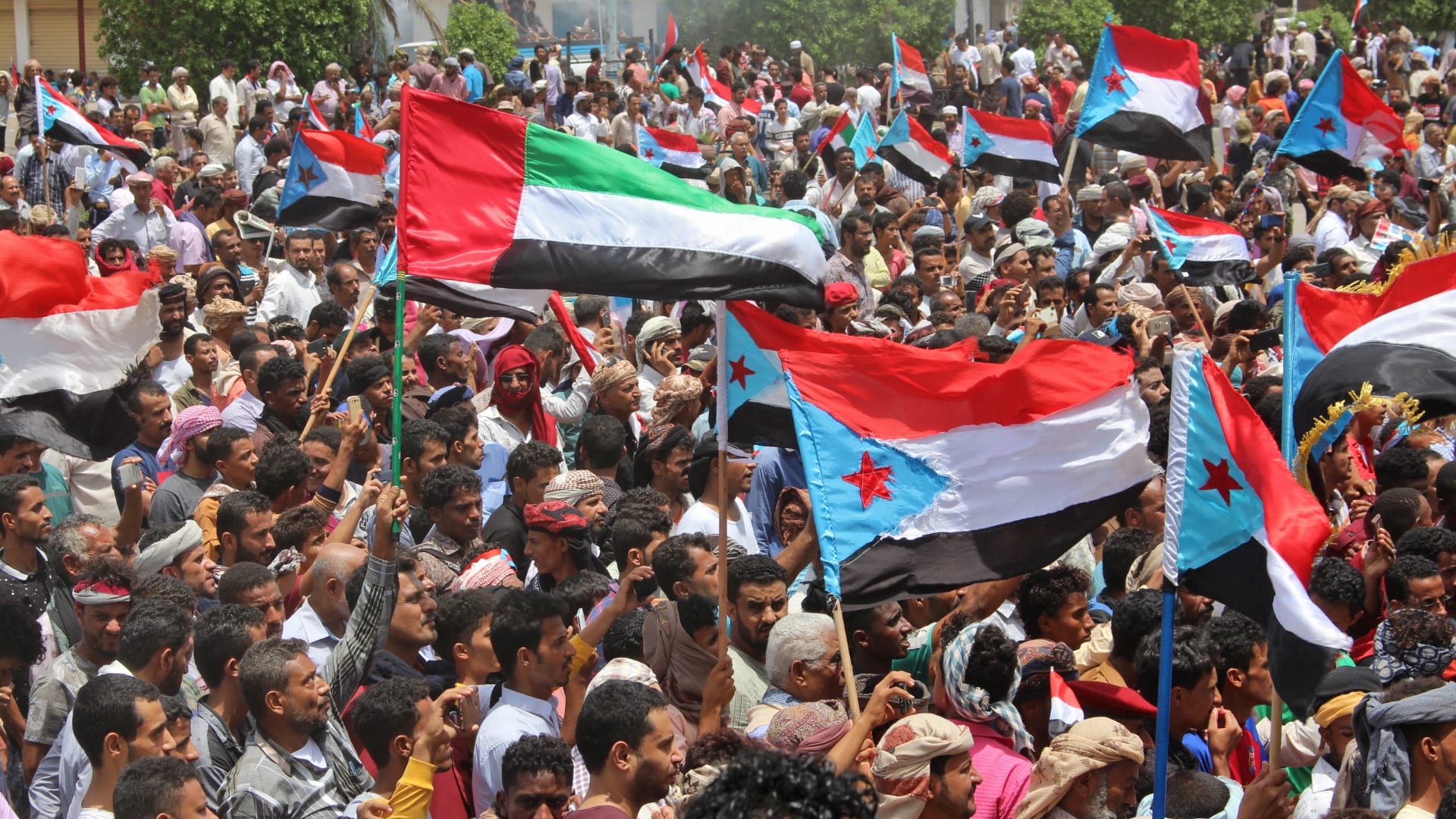 بعد اتهامات مندوب اليمن في الأمم المتحدة.. أكاديمي إماراتي: لا يستحقون دولارا واحدا