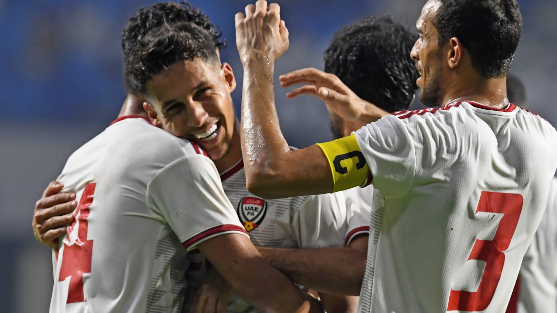 Ø§Ù„Ù„Ø­Ø¸Ø§Øª Ø§Ù„Ø£ÙˆÙ„Ù‰ Ù„ÙˆØµÙˆÙ„ Ø¨Ø¹Ø«Ø© Ù…Ù†ØªØ®Ø¨ Ø§Ù„Ø¥Ù…Ø§Ø±Ø§Øª Ø¥Ù„Ù‰ Ù‚Ø·Ø± Ù„Ù„Ù…Ø´Ø§Ø±ÙƒØ© ÙÙŠ Ø®Ù„ÙŠØ¬ÙŠ 24 Cnn Arabic